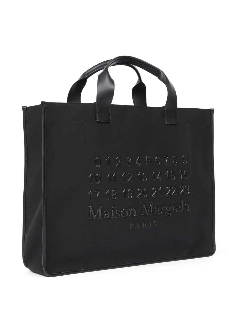 MAISON MARGIELA Chic Handbag for All - Perfectly Crafted
