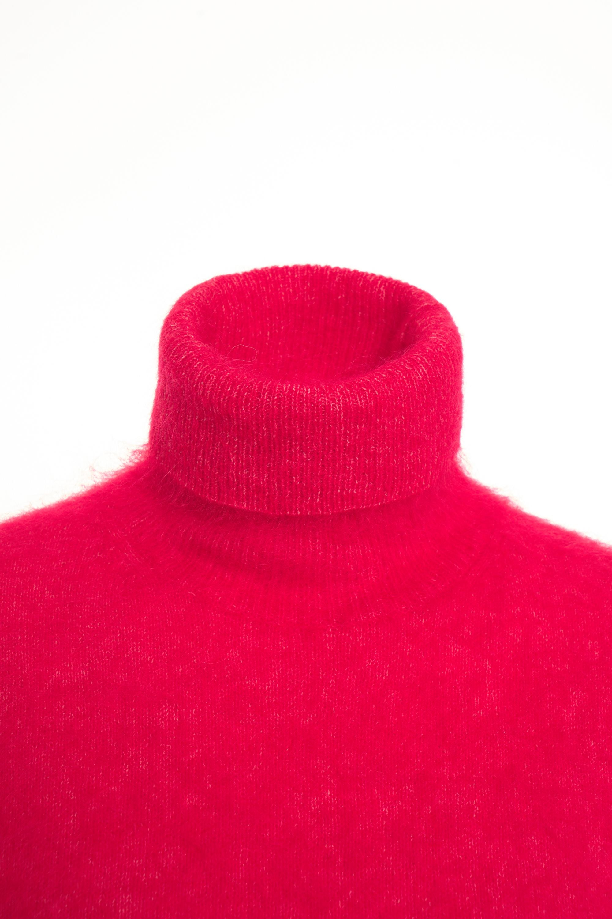 SECOND FEMALE Elegant Sleeveless Knit Gilet in Mini Style