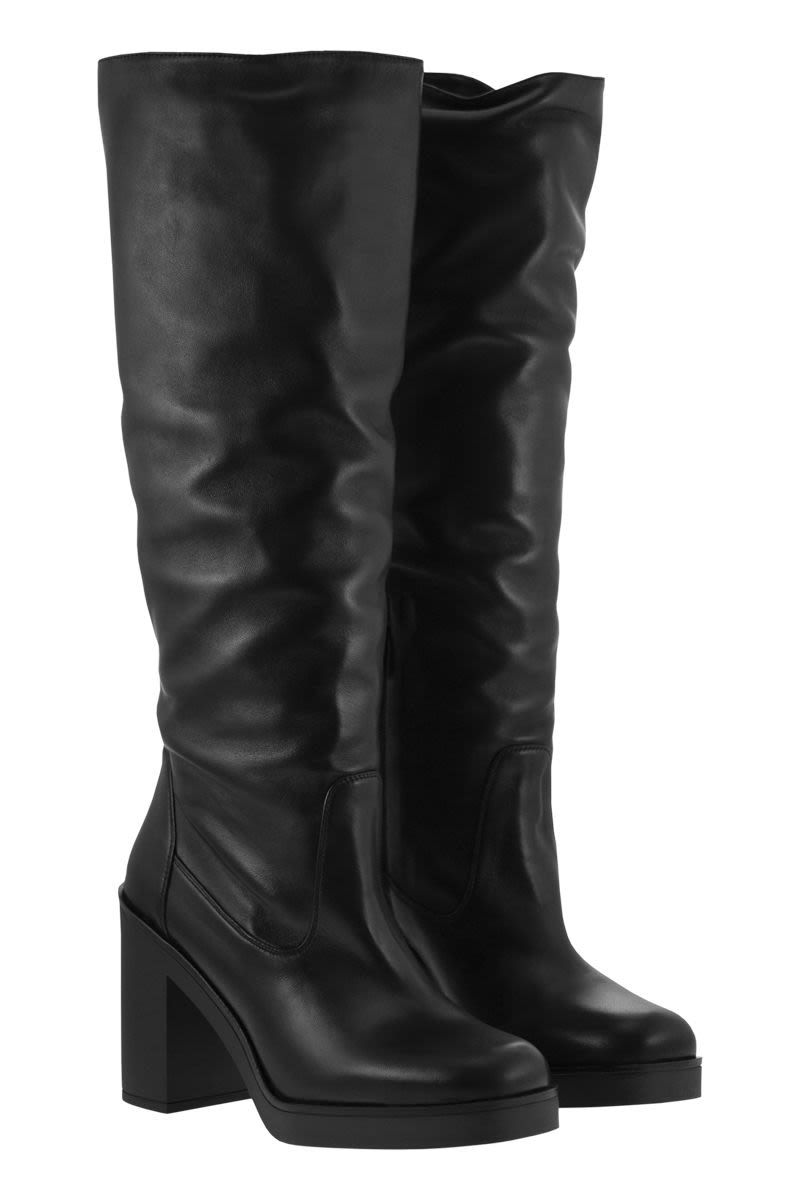 STUART WEITZMAN Knee-High Leather Boot with Platform and Block Heel