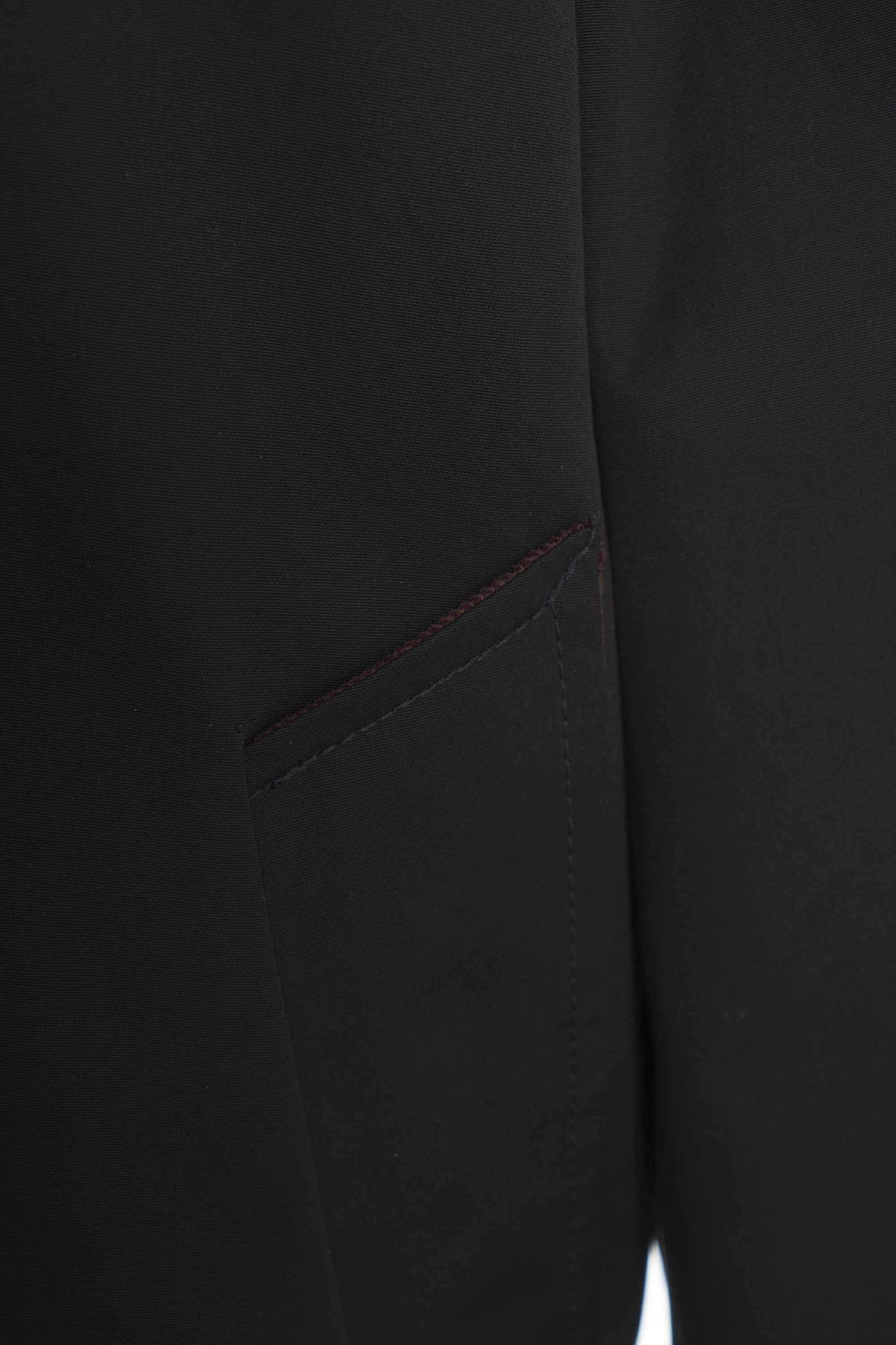 SKALL STUDIO Classic Long Cut Jacket with Suede Collar for Women