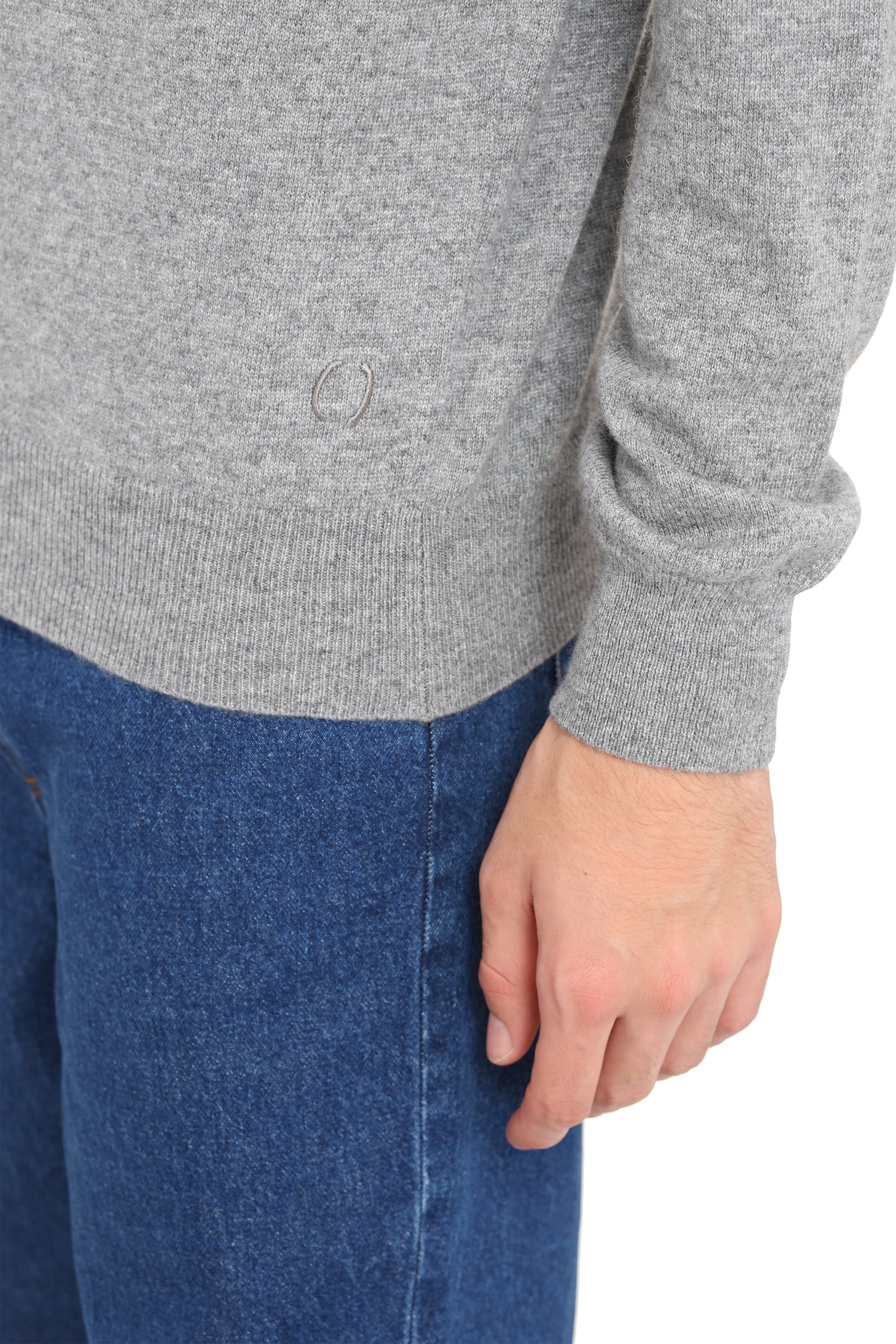 THE (ALPHABET) Cashmere Knit Sweater for Men