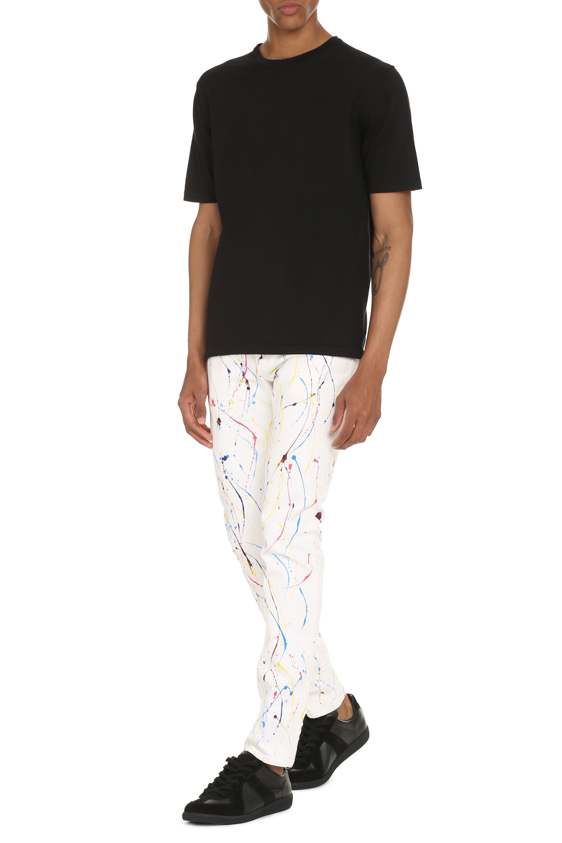 THE (ALPHABET) Casual Cotton Knit T-Shirt with Side Slits