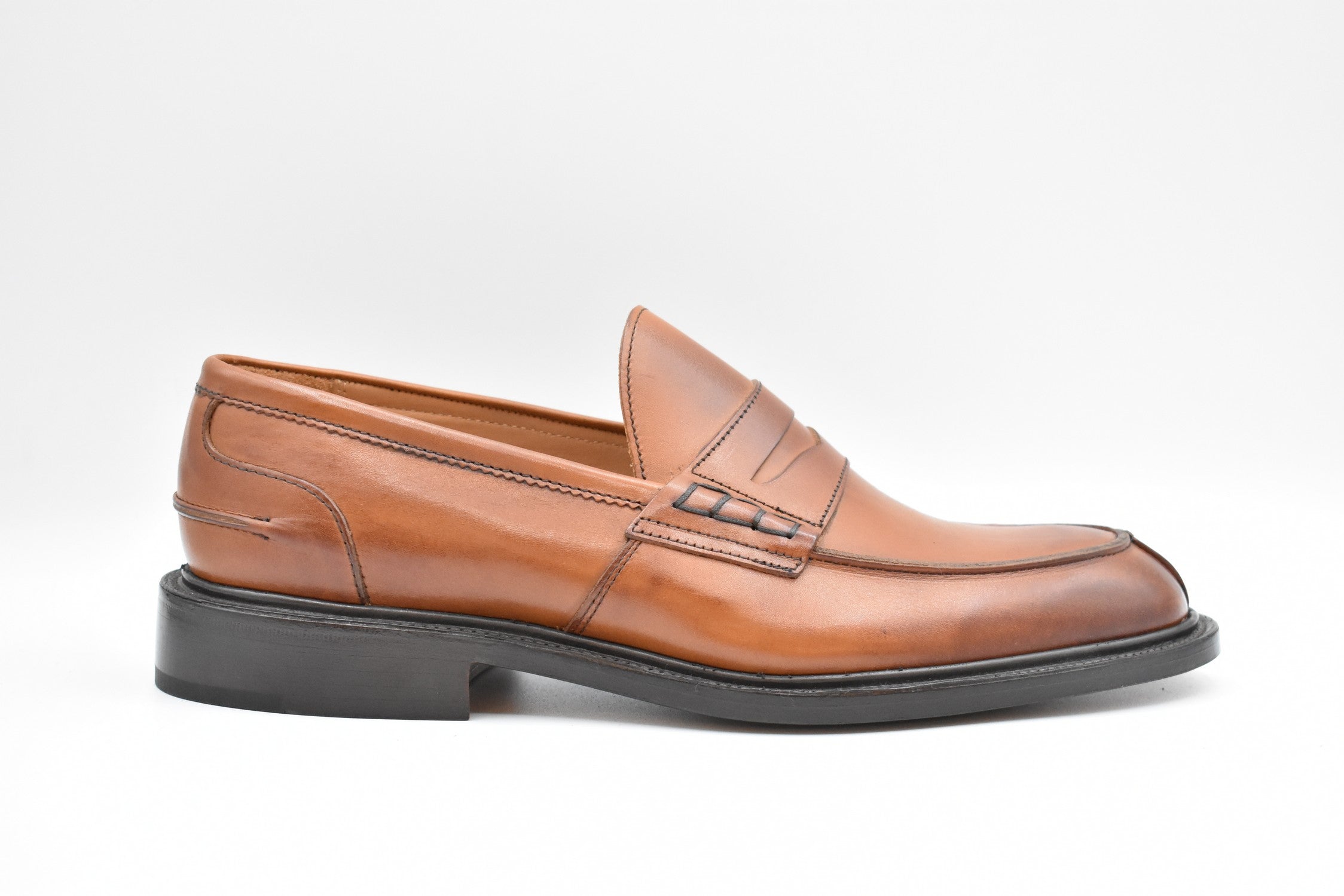 TRICKER'S Classic Lace-Up Flat Shoes for Men