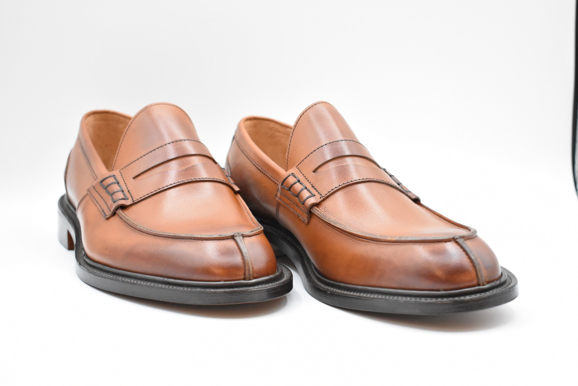 TRICKER'S Classic Lace-Up Flat Shoes for Men