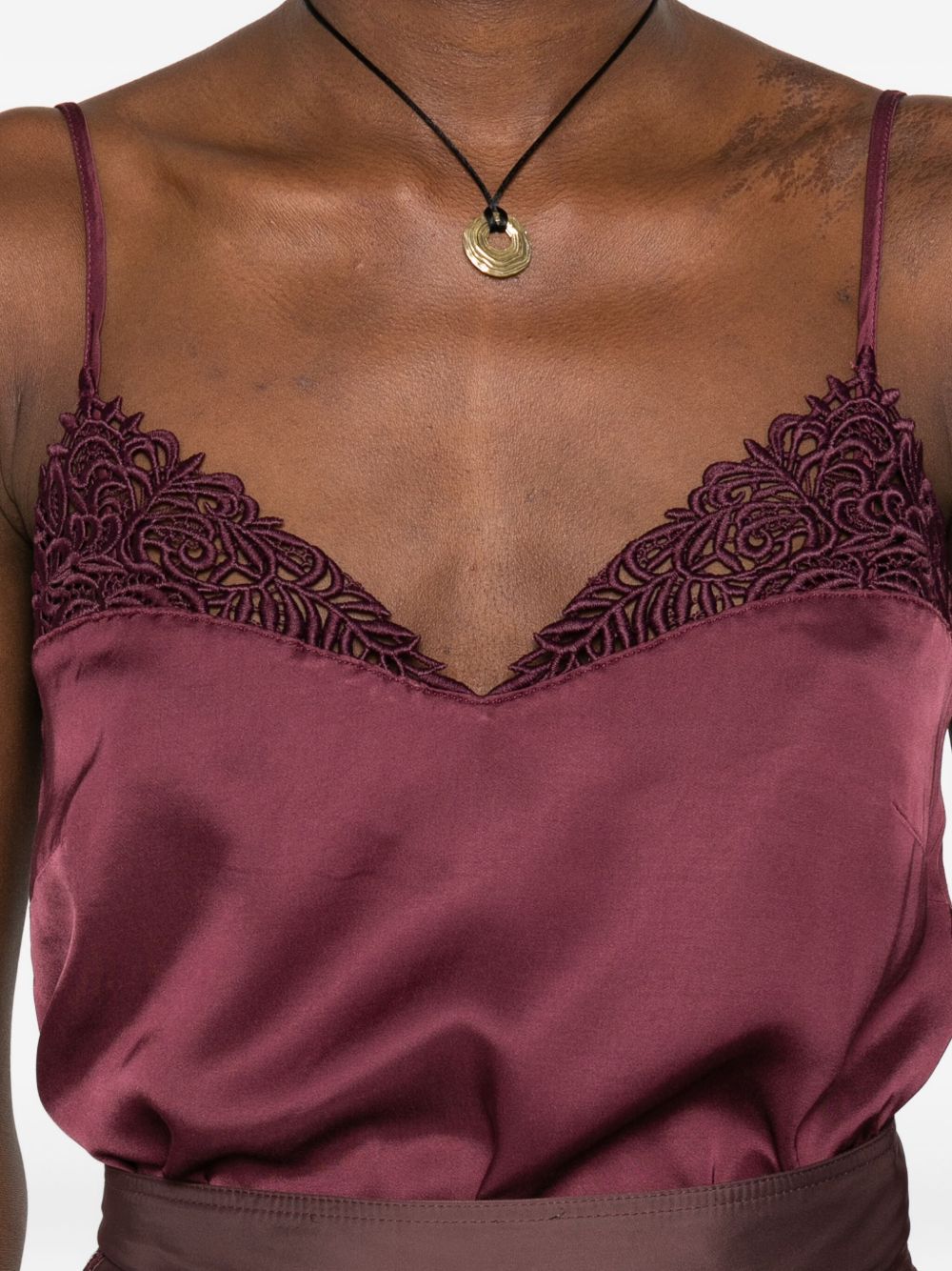 TWIN SET Elevated Twin-Set Top - Perfect Fit for Every Occasion