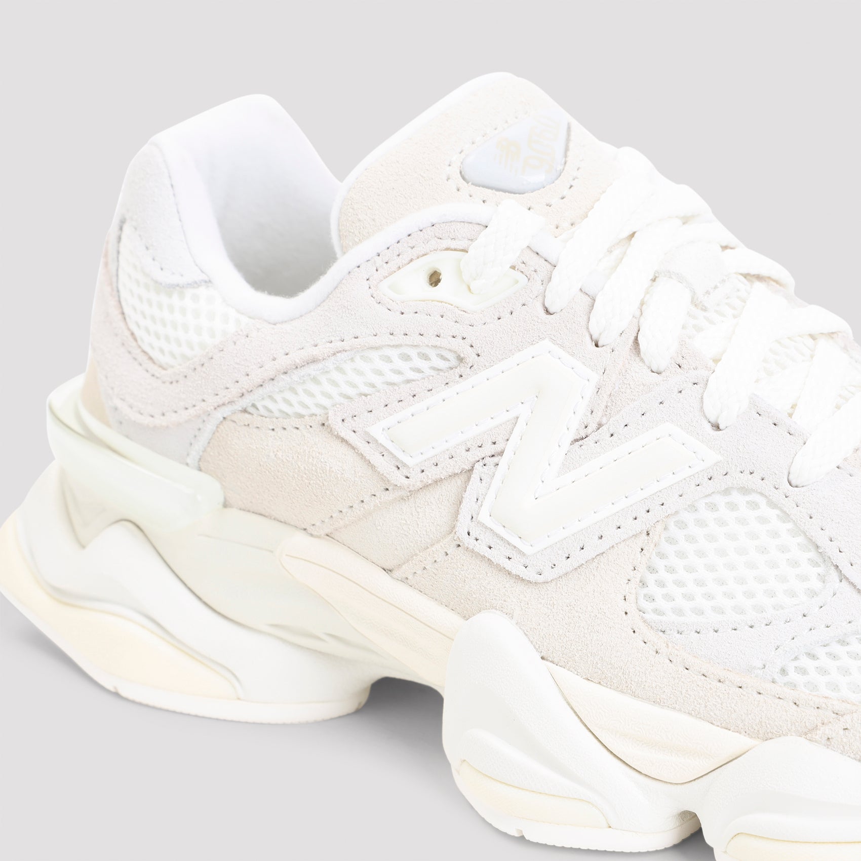 NEW BALANCE Women's 9060 Mini Sneaker