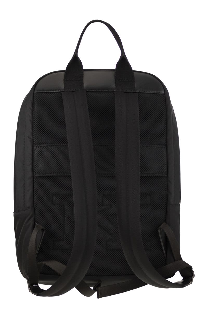 KITON Technical Urban Sports Backpack 31x43x11 cm