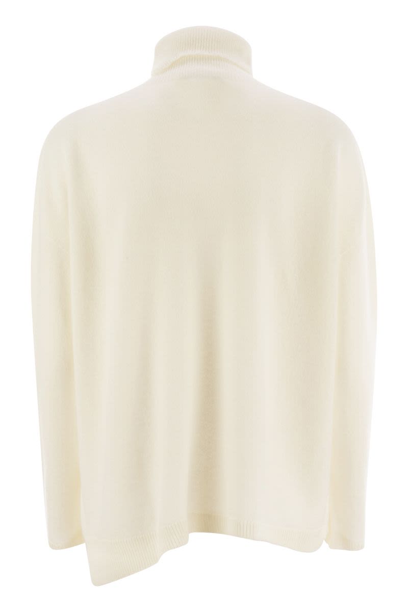VANISÉ Cashmere Turtleneck Sweater