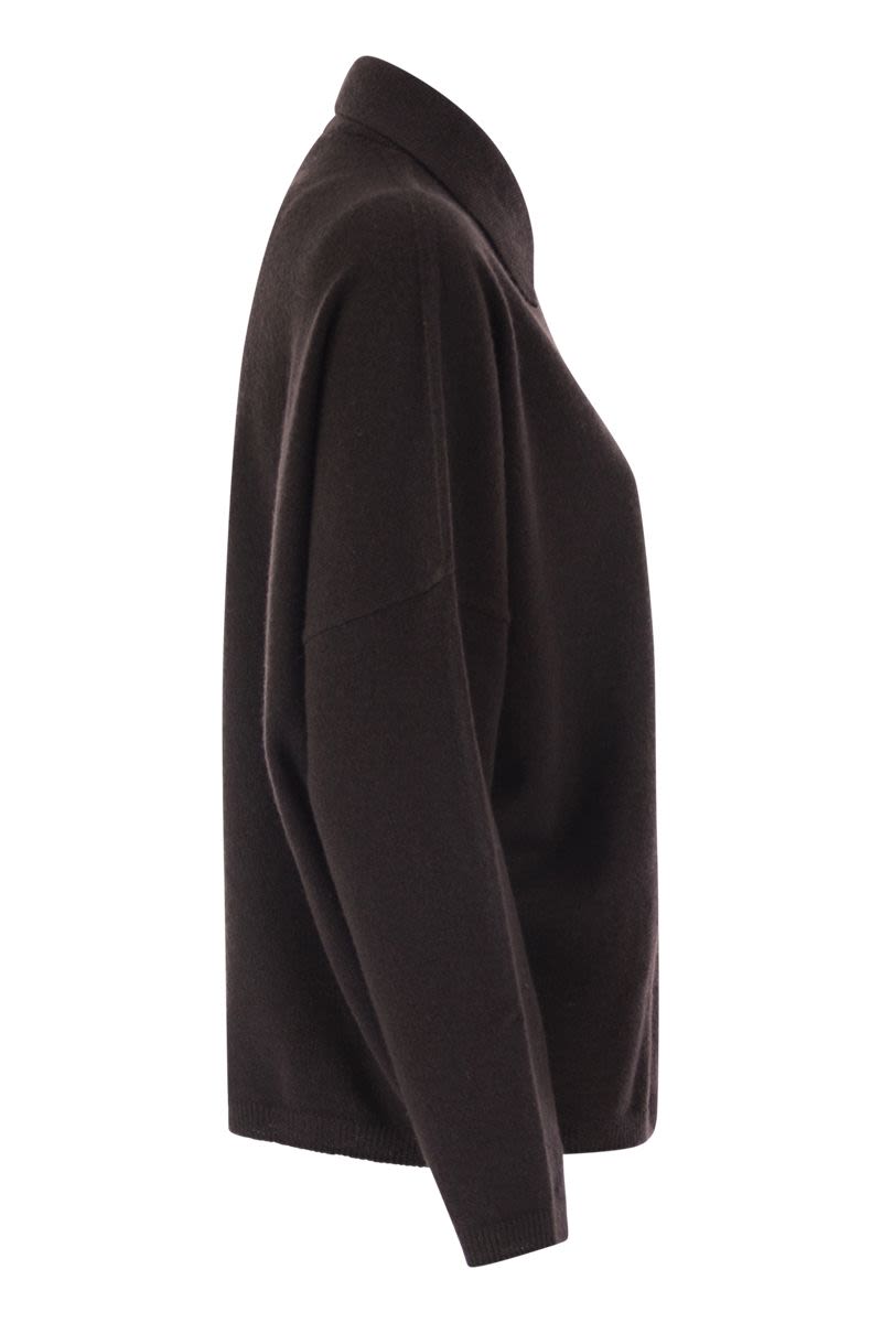 VANISÉ Feminine Cashmere Polo Neck Jumper