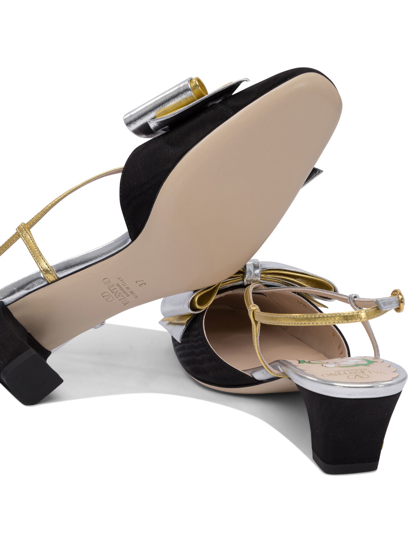 VALENTINO GARAVANI Elegance Slingback Pumps with Bow Detail - 45 mm