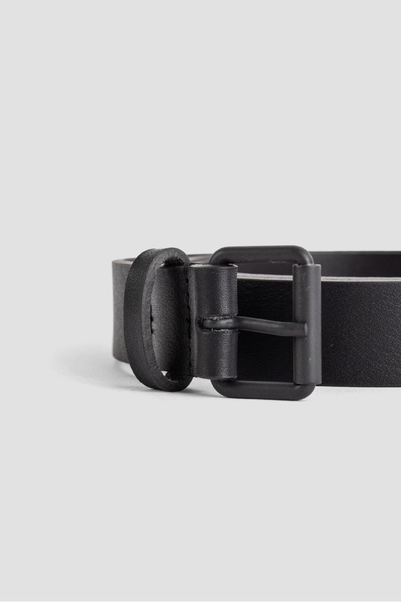 SOFIE D HOORE Elegant 25MM Leather Belt with Matte Black Buckle