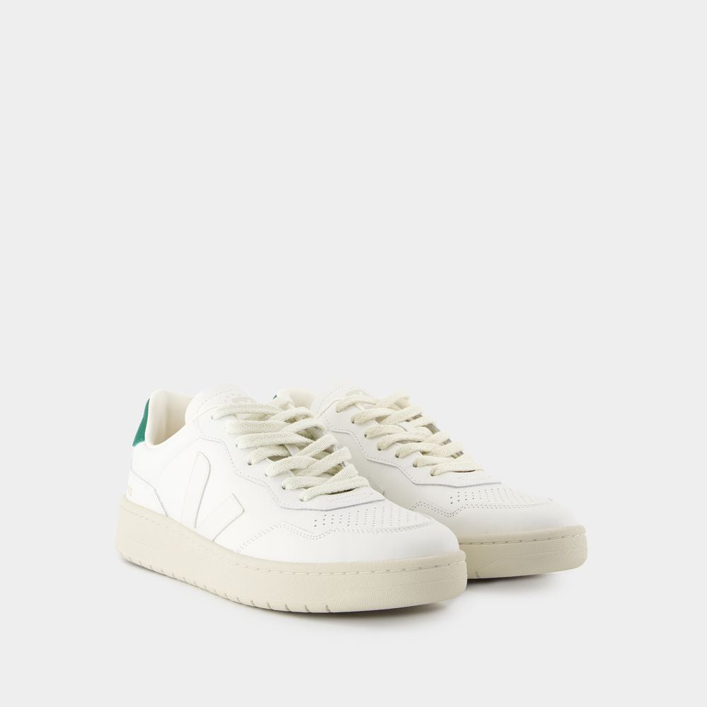 VEJA V-90 Men's Sneakers - Fall/Winter 2025 Edition