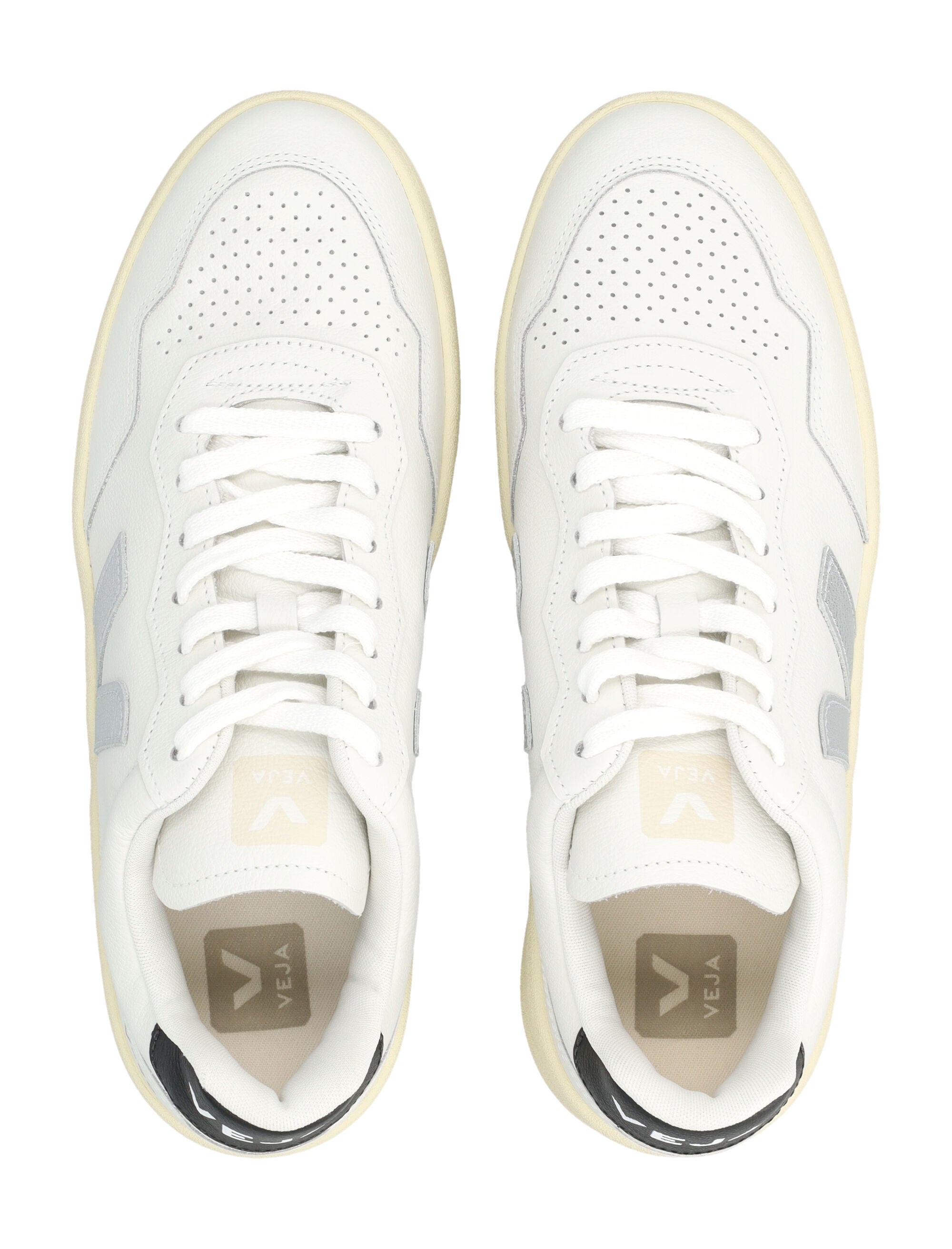 VEJA Retro-Inspired Leather Sneakers for Men