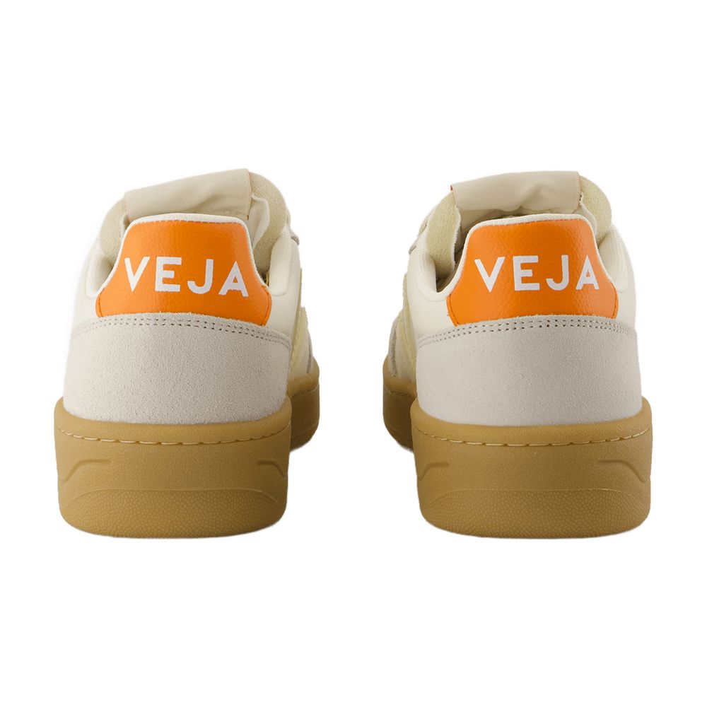 VEJA V 82 Women's Sneaker