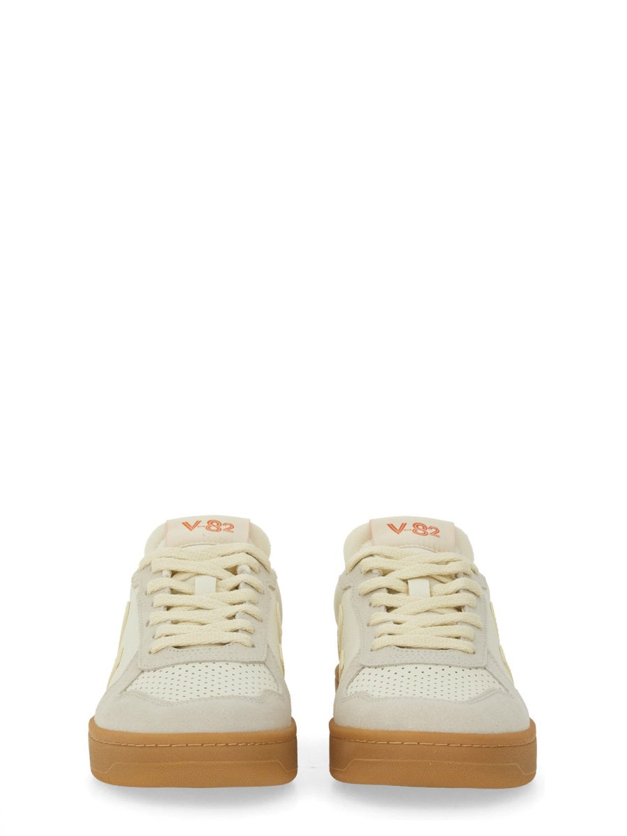 VEJA Unisex Leather Sneakers V82