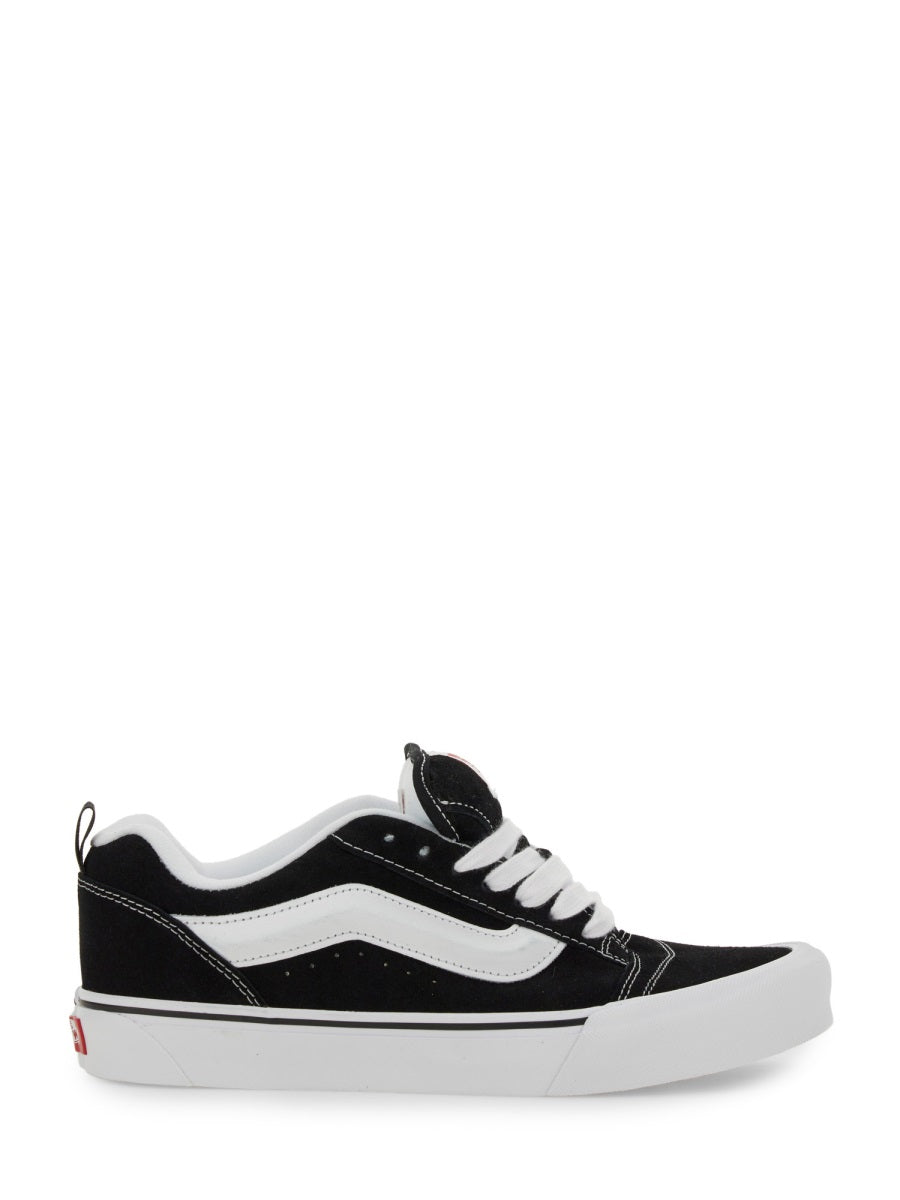 VANS Unisex Mini Skate Style Sneakers