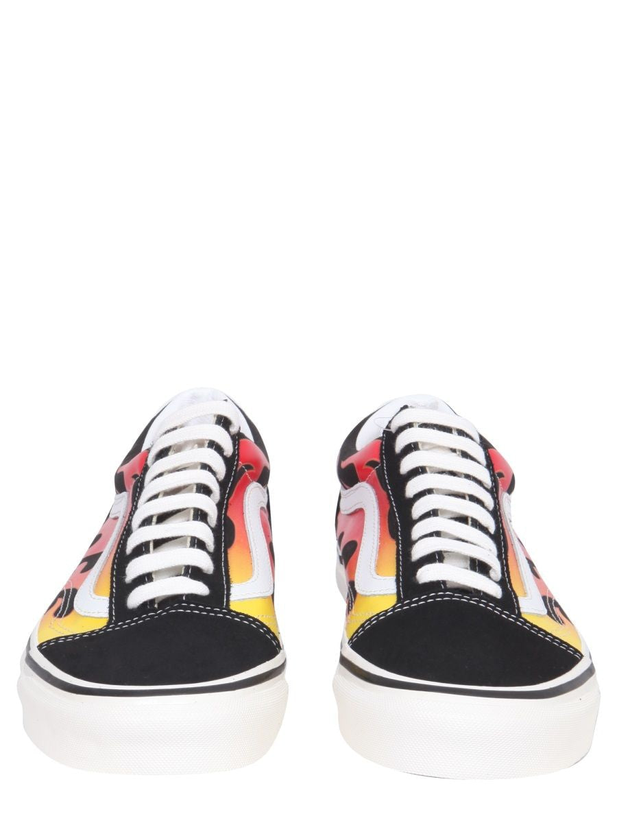 VANS Classic Old Skool Sneakers for Women - Size 36