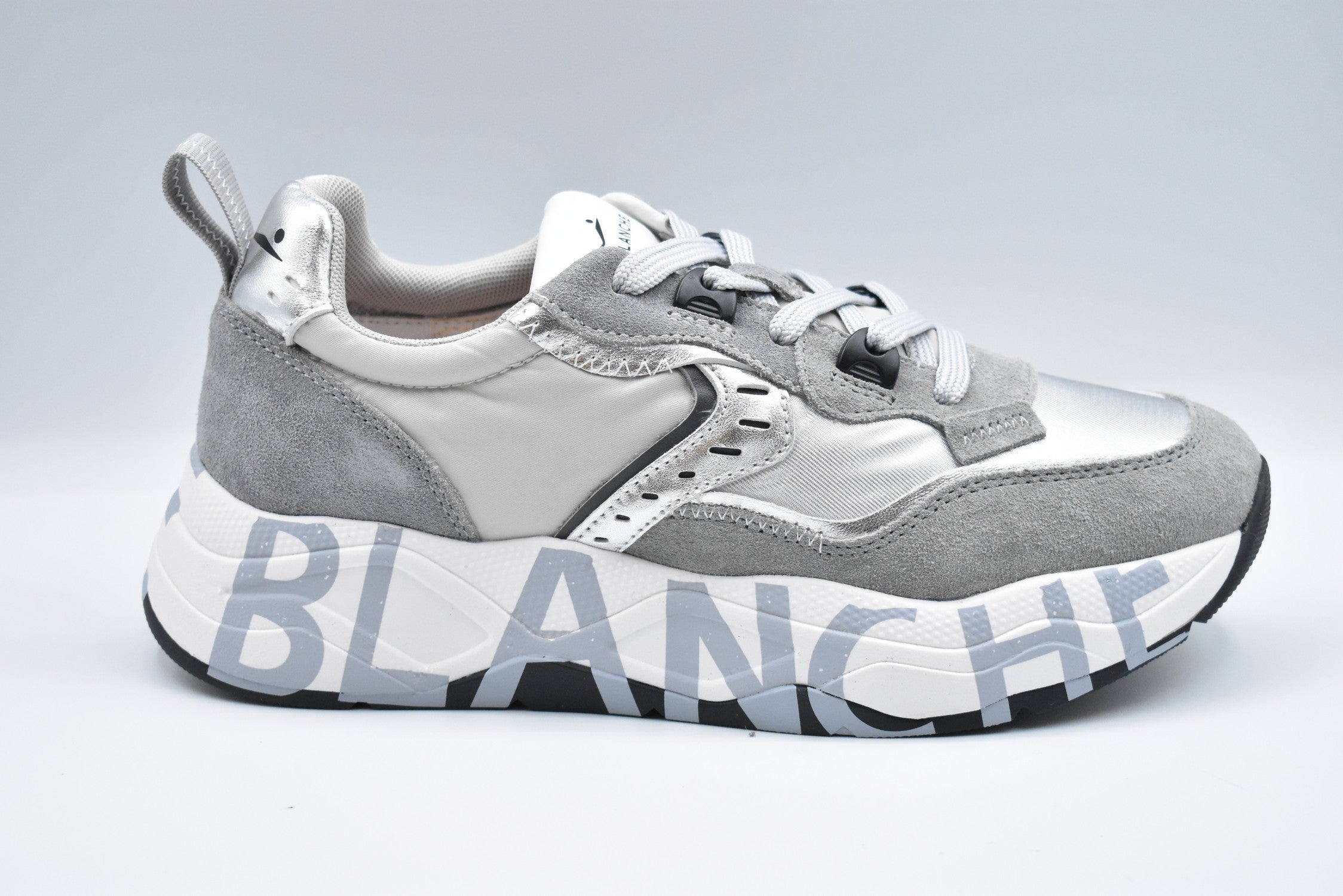 VOILE BLANCHE Chic Laced Low-Top Shoes for Women