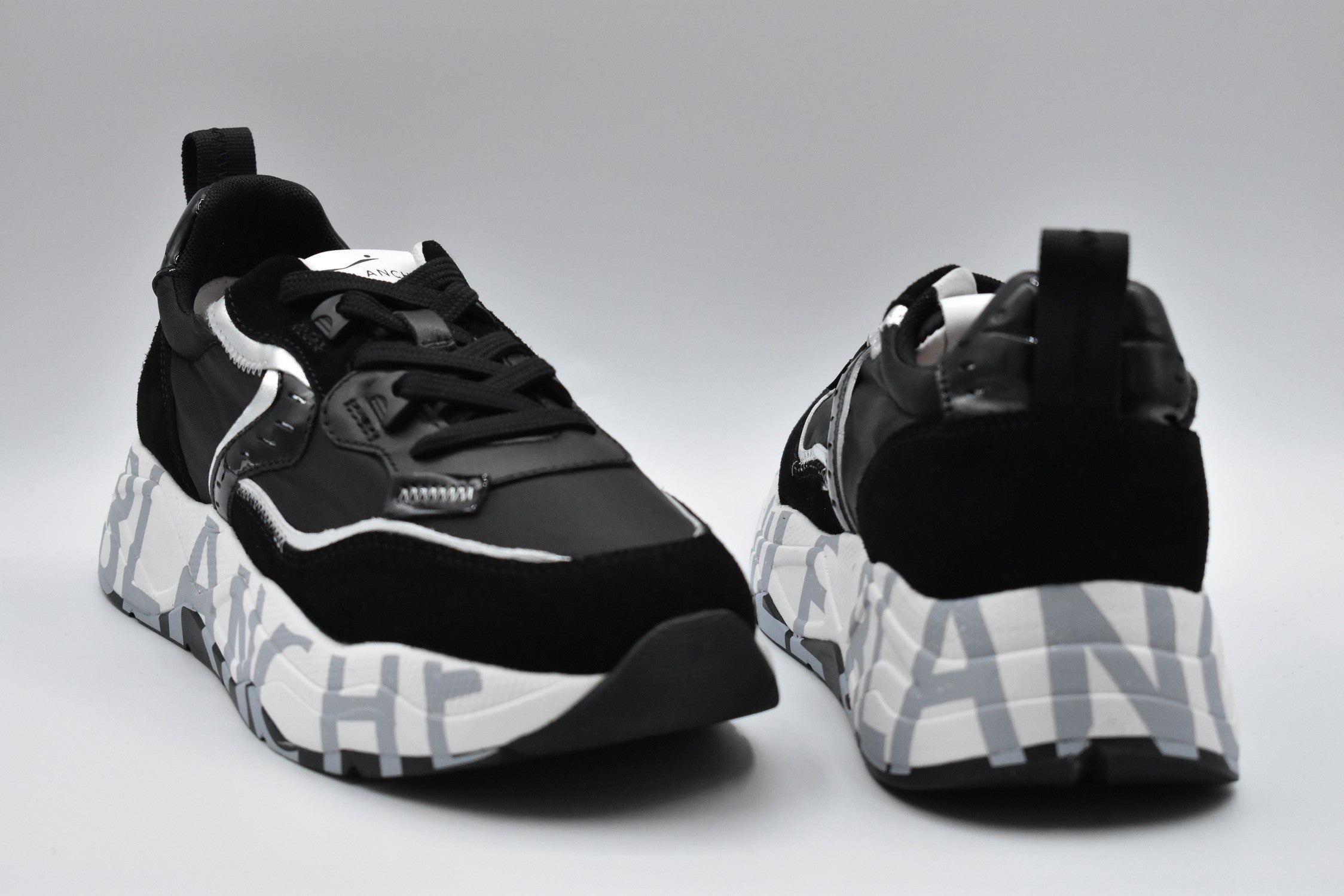 VOILE BLANCHE Elegant Low Lace-Up Shoes for Women - FW25