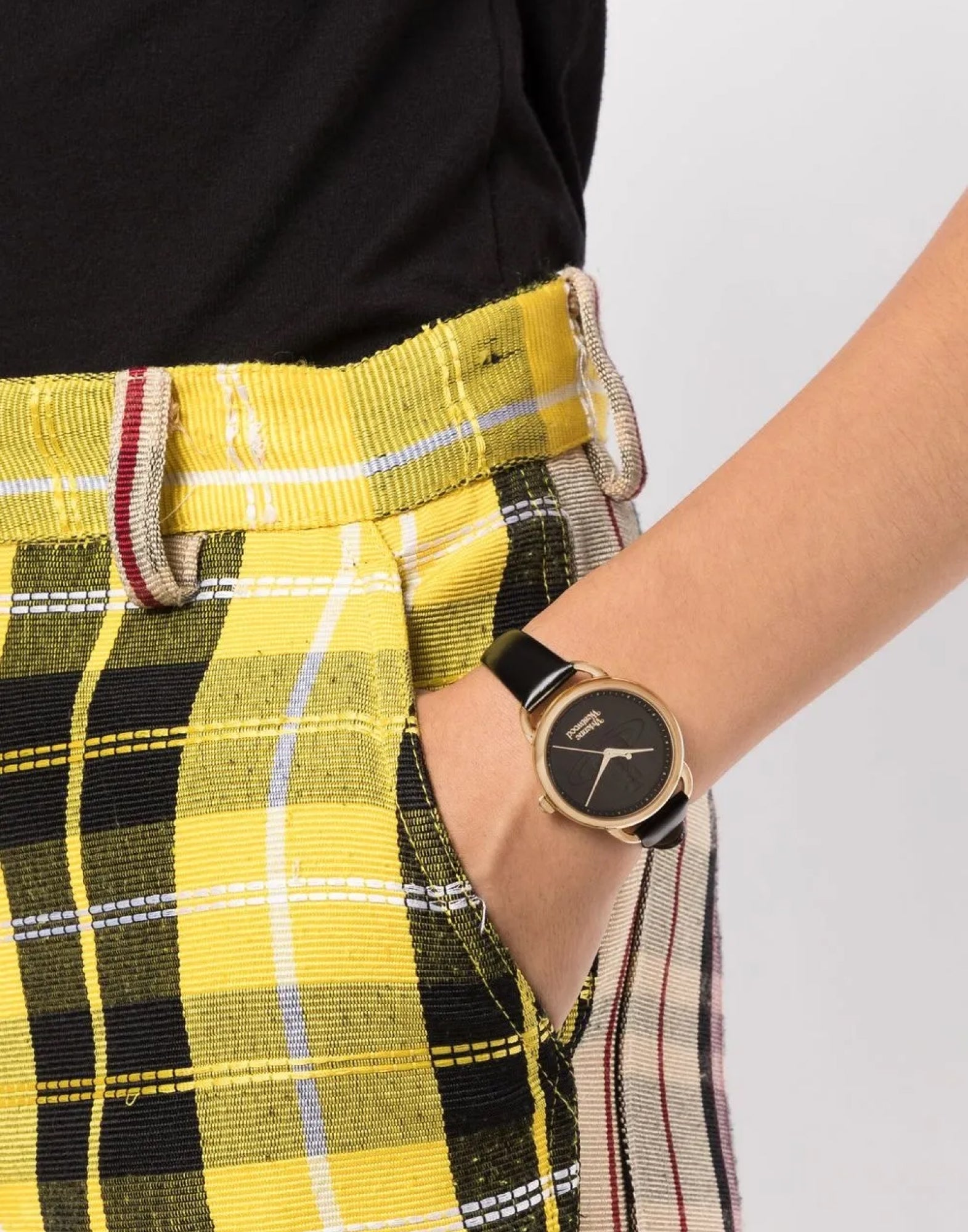 VIVIENNE WESTWOOD Mini Quartz Watch with Iconic Logo 32MM