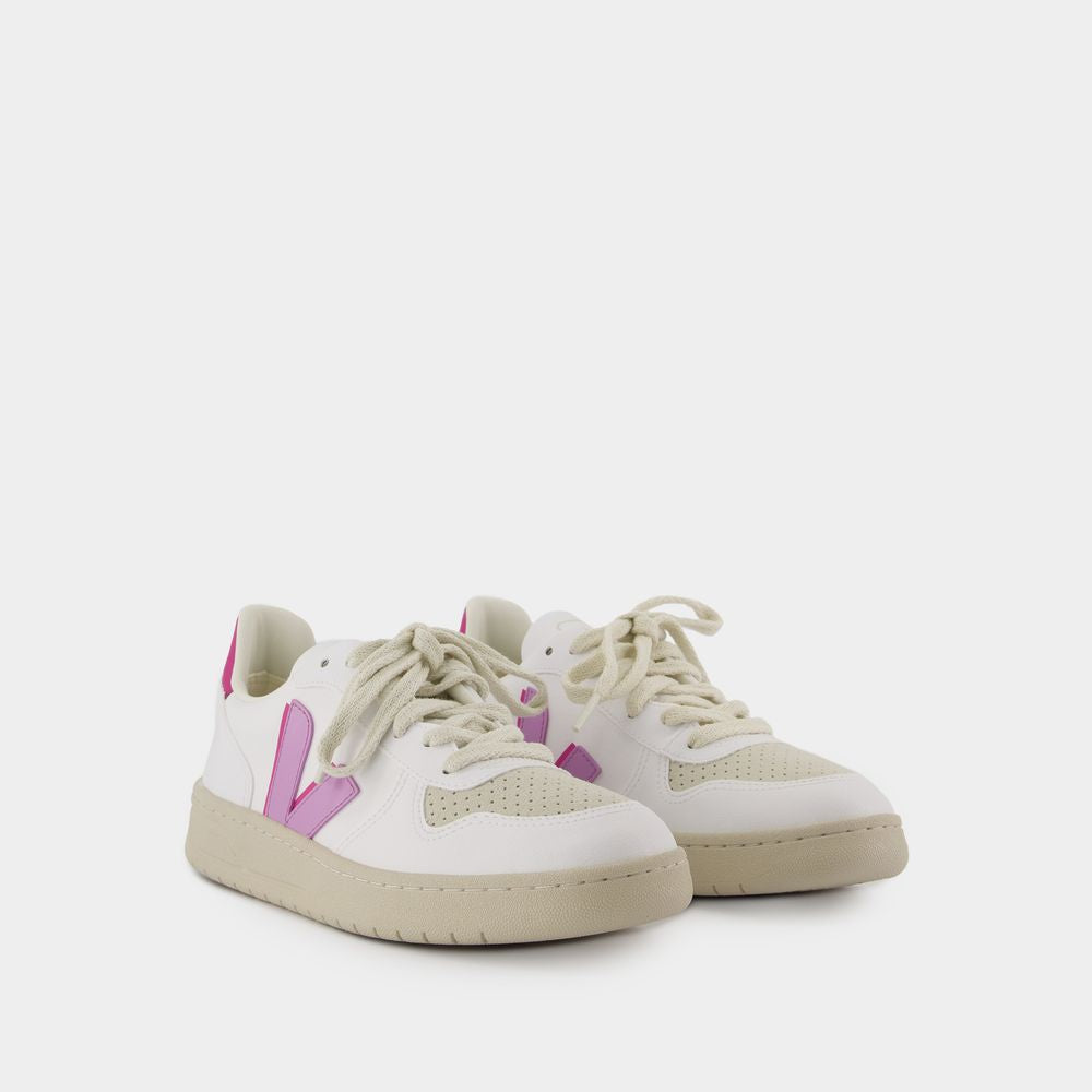 VEJA Elegant Women's Sneakers - FW24 Collection