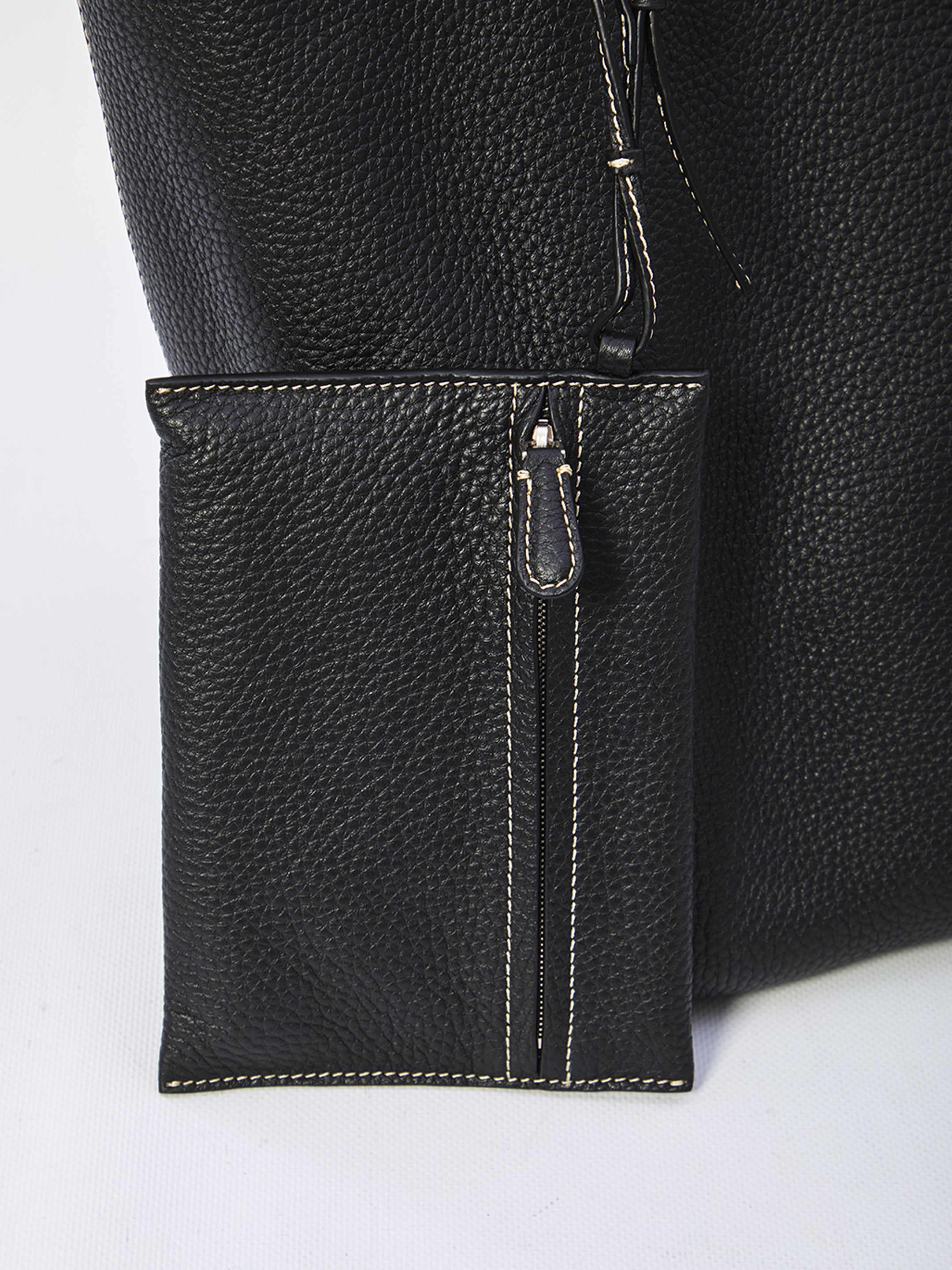 THE ROW Park Three Stitch Tote Handbag - 24.5 x 29 x 24 cm