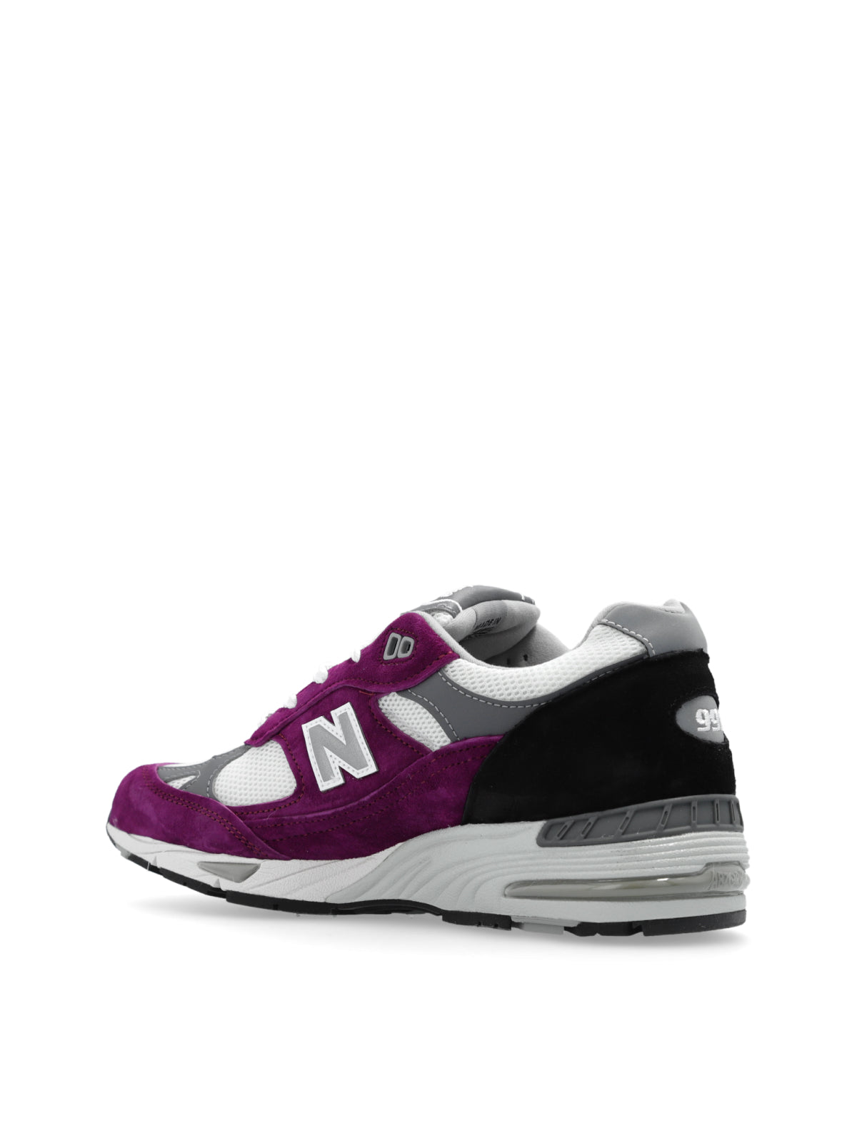 NEW BALANCE WOMEN'S 991 SNEAKER - MADE IN UK