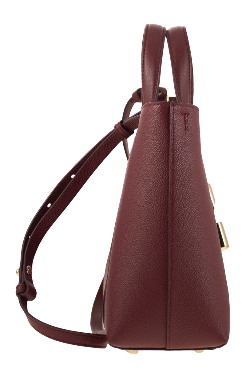 FURLA Elegant Leather Handbag - Spacious Mini Tote