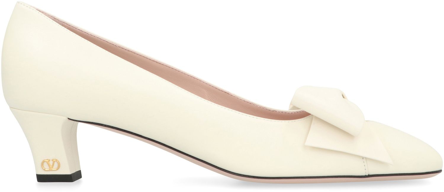 VALENTINO Elegant Decorative Bow Leather Pumps