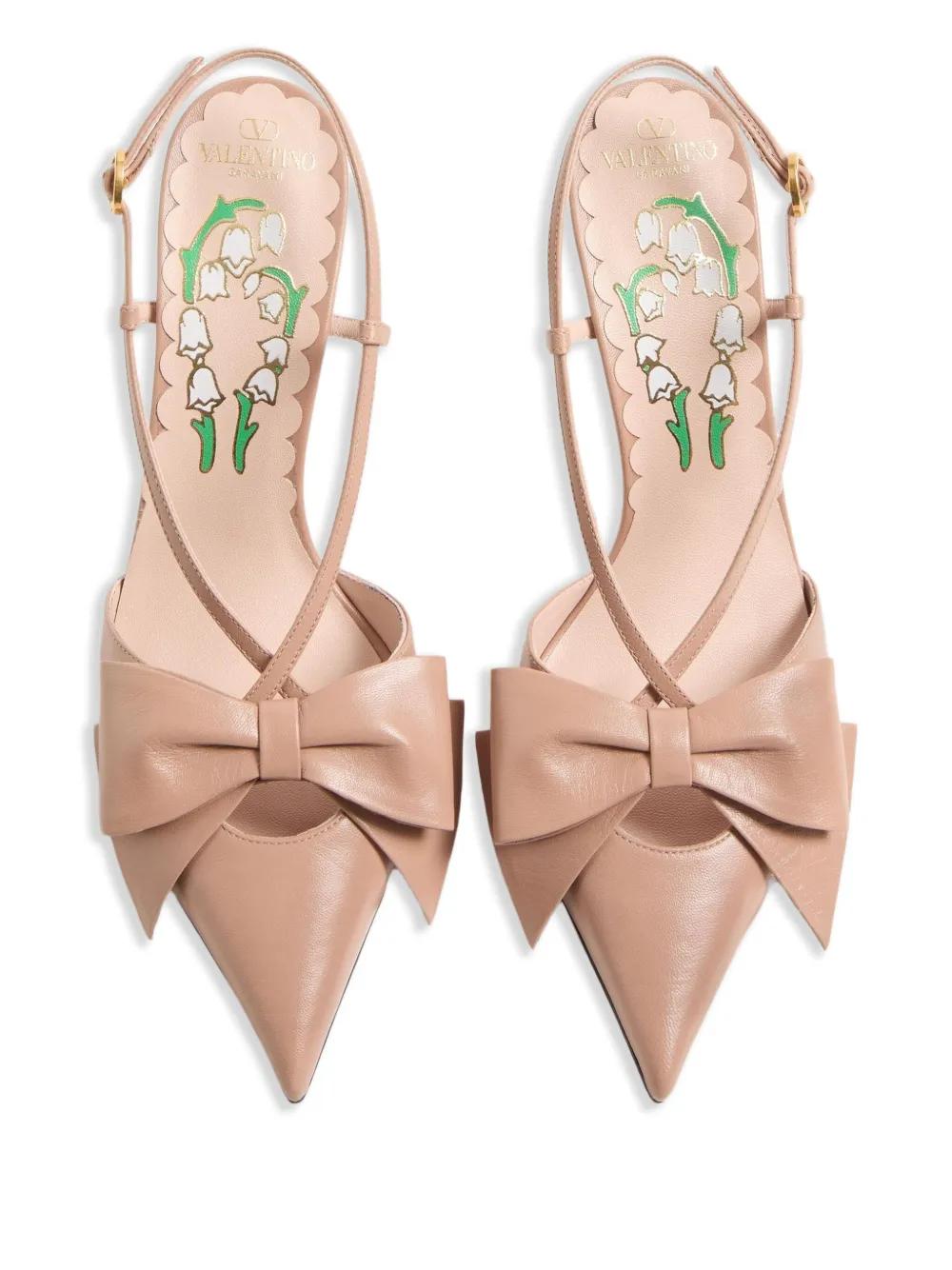 VALENTINO GARAVANI Elegant Bow Pointy Toe Leather Pumps