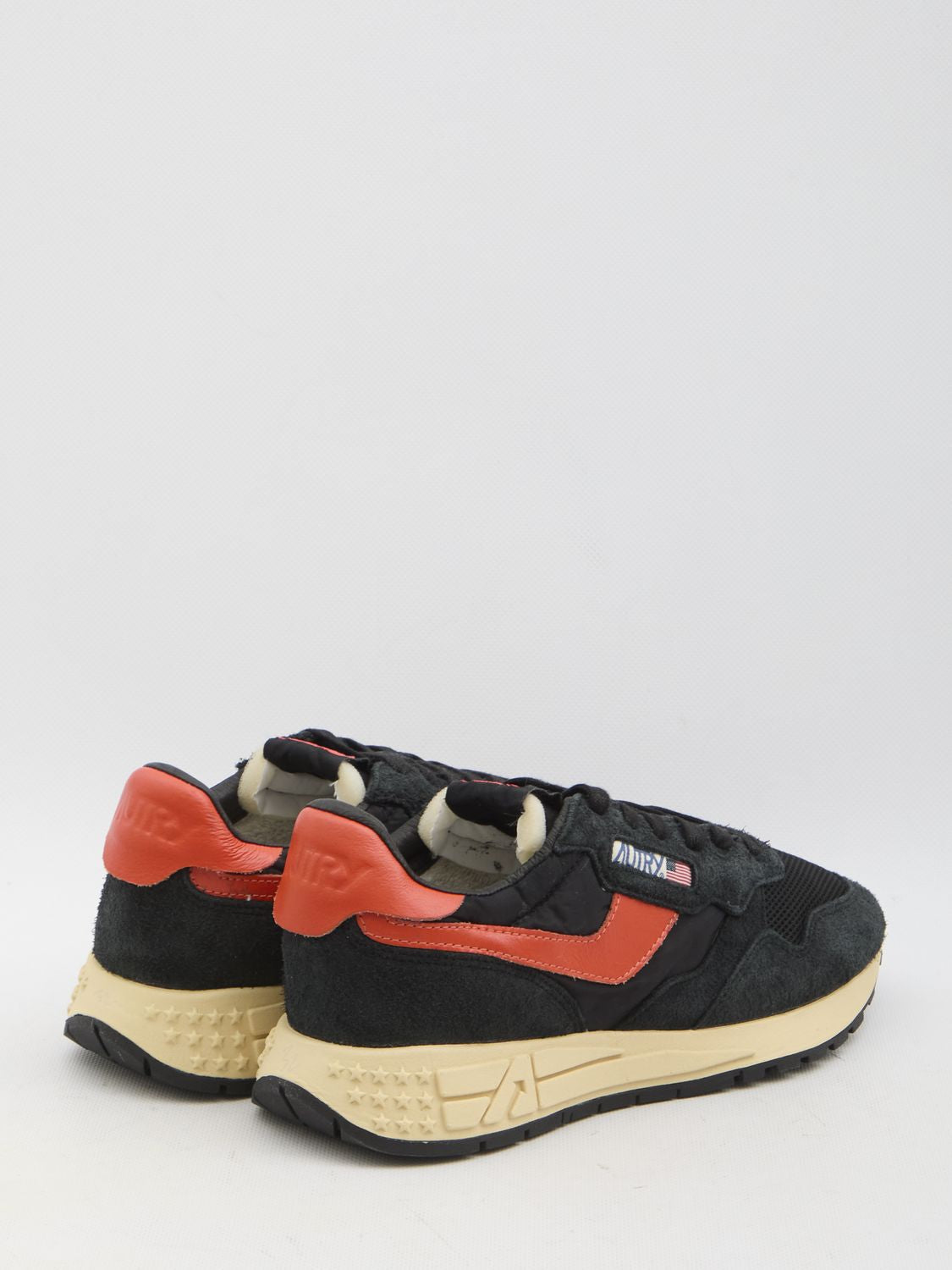 AUTRY Lightweight Low Sneakers for Men