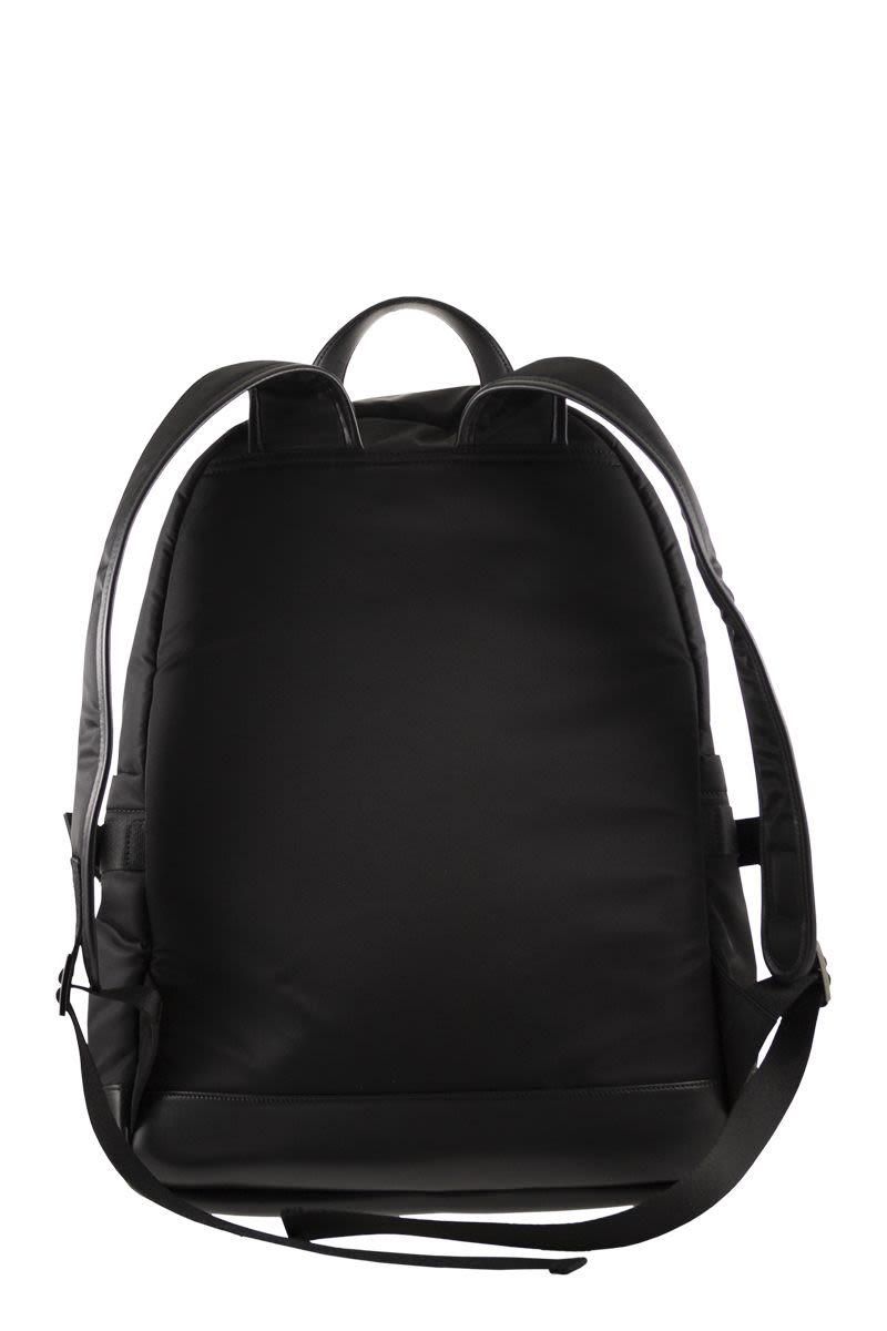 TOD'S Fabric and Leather Mini Rucksack 32x42x20 CM