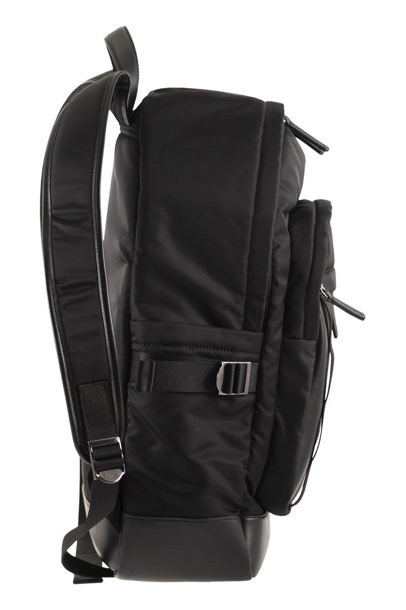 TOD'S Fabric and Leather Mini Rucksack 32x42x20 CM