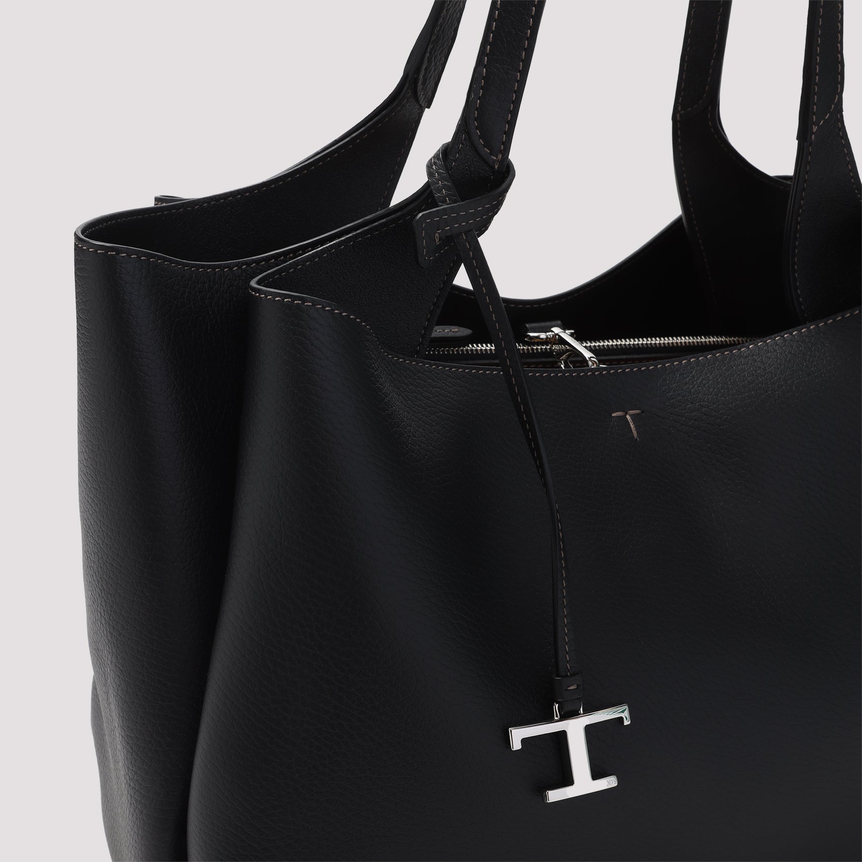 TOD'S Medium Shoulder Handbag - W:36CM H:26CM D:19CM