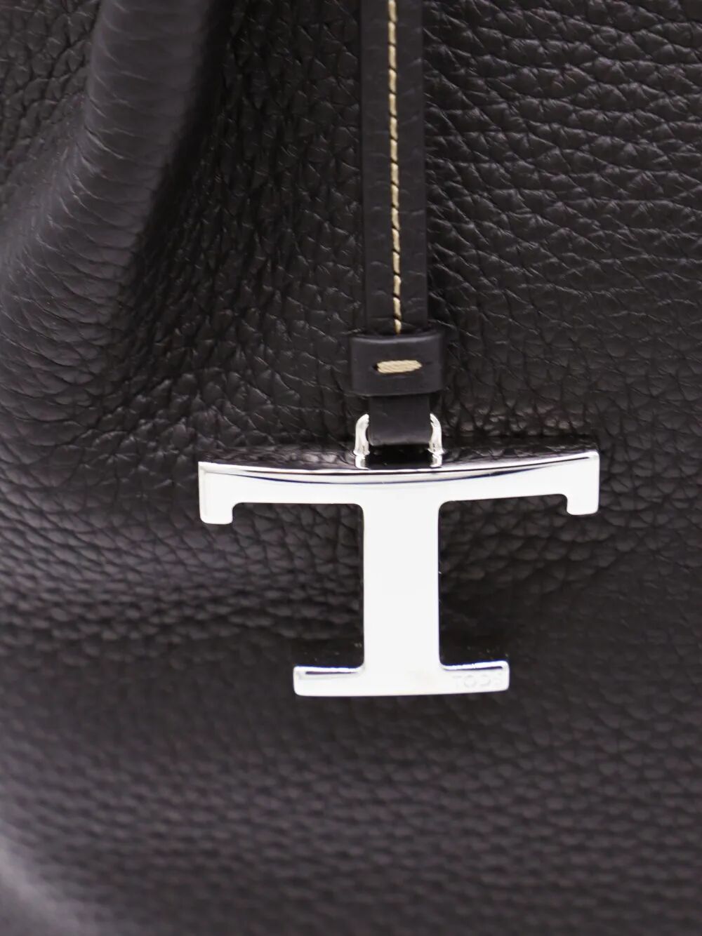 TOD'S Medium Grained Leather Bucket Handbag