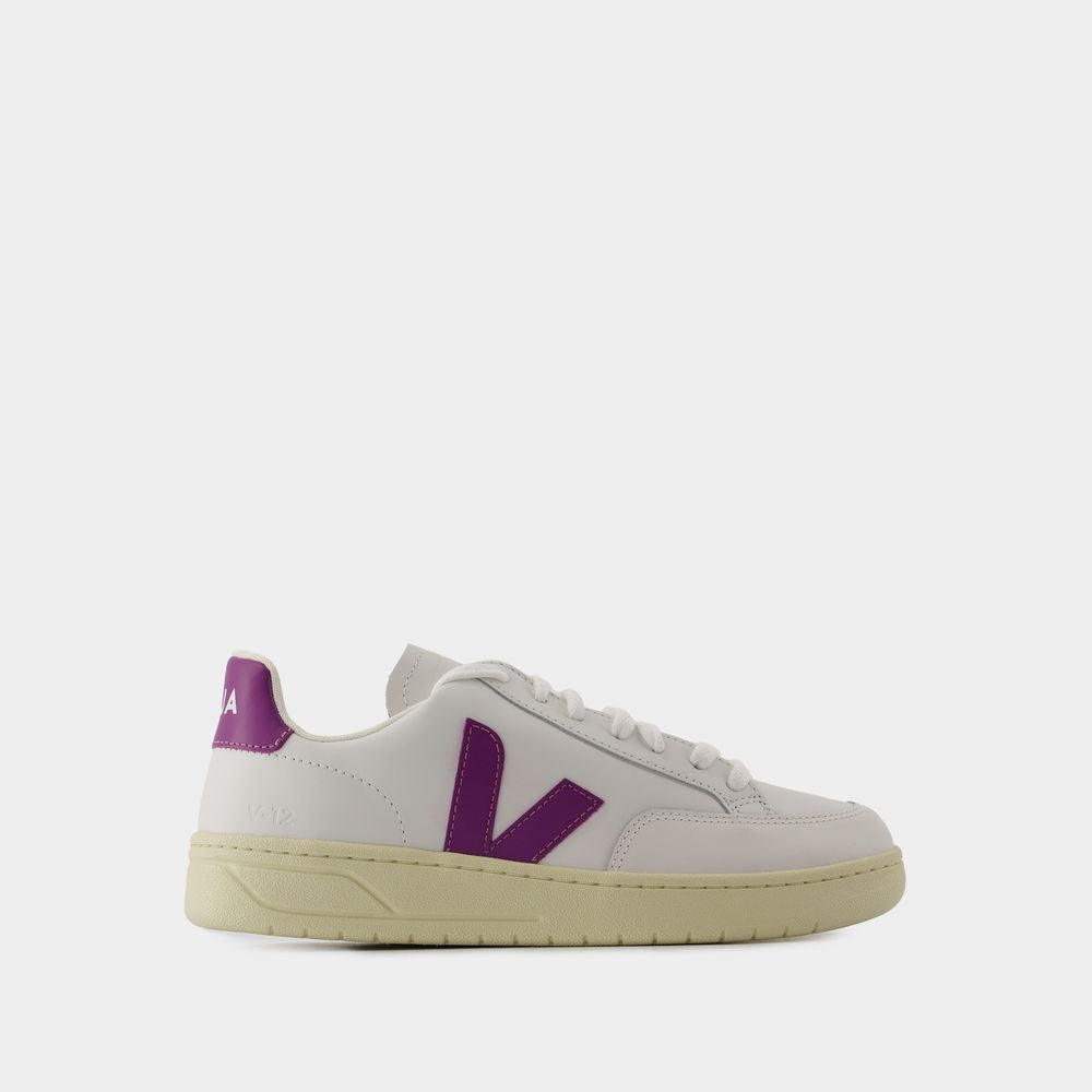VEJA Women's Classic Leather Sneakers