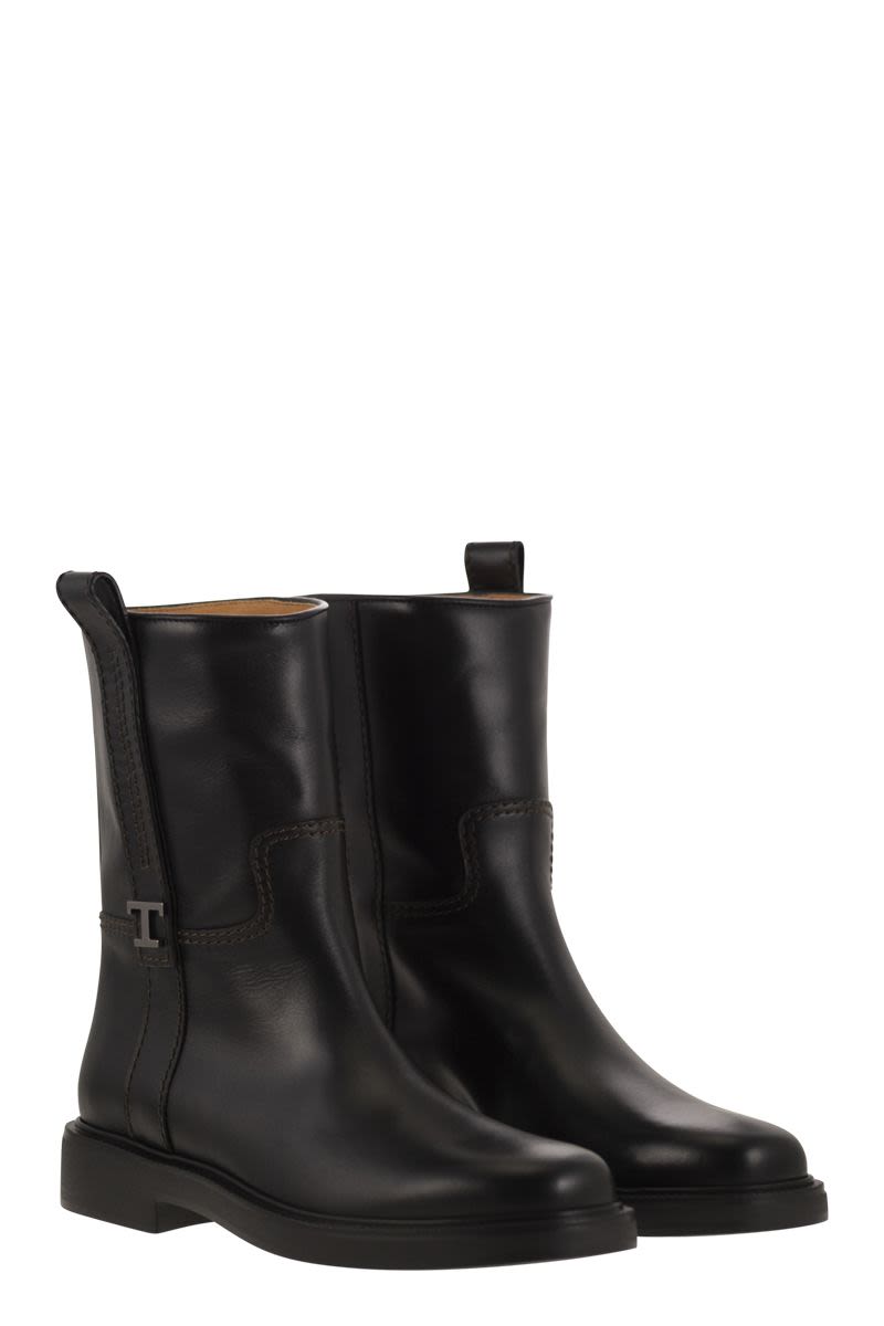 TOD'S Women's Mini Metal Accessory Leather Ankle Boot 3.5cm Heel