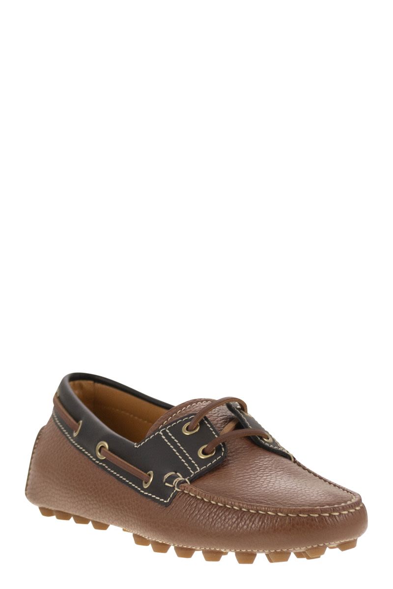 TOD'S Leather Boat Bubble Grommet Lace-Up Moccasins