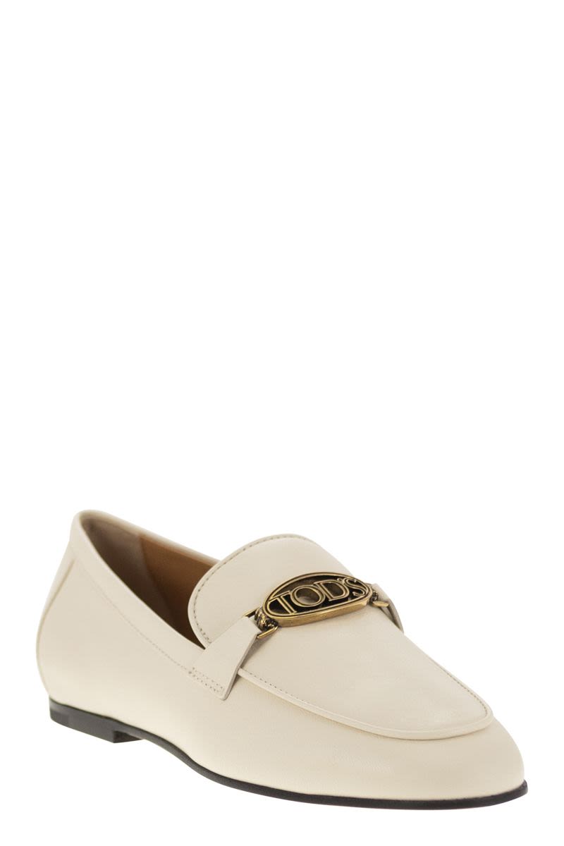 TOD'S Leather Loafer with Accessory - Women's Moccasin