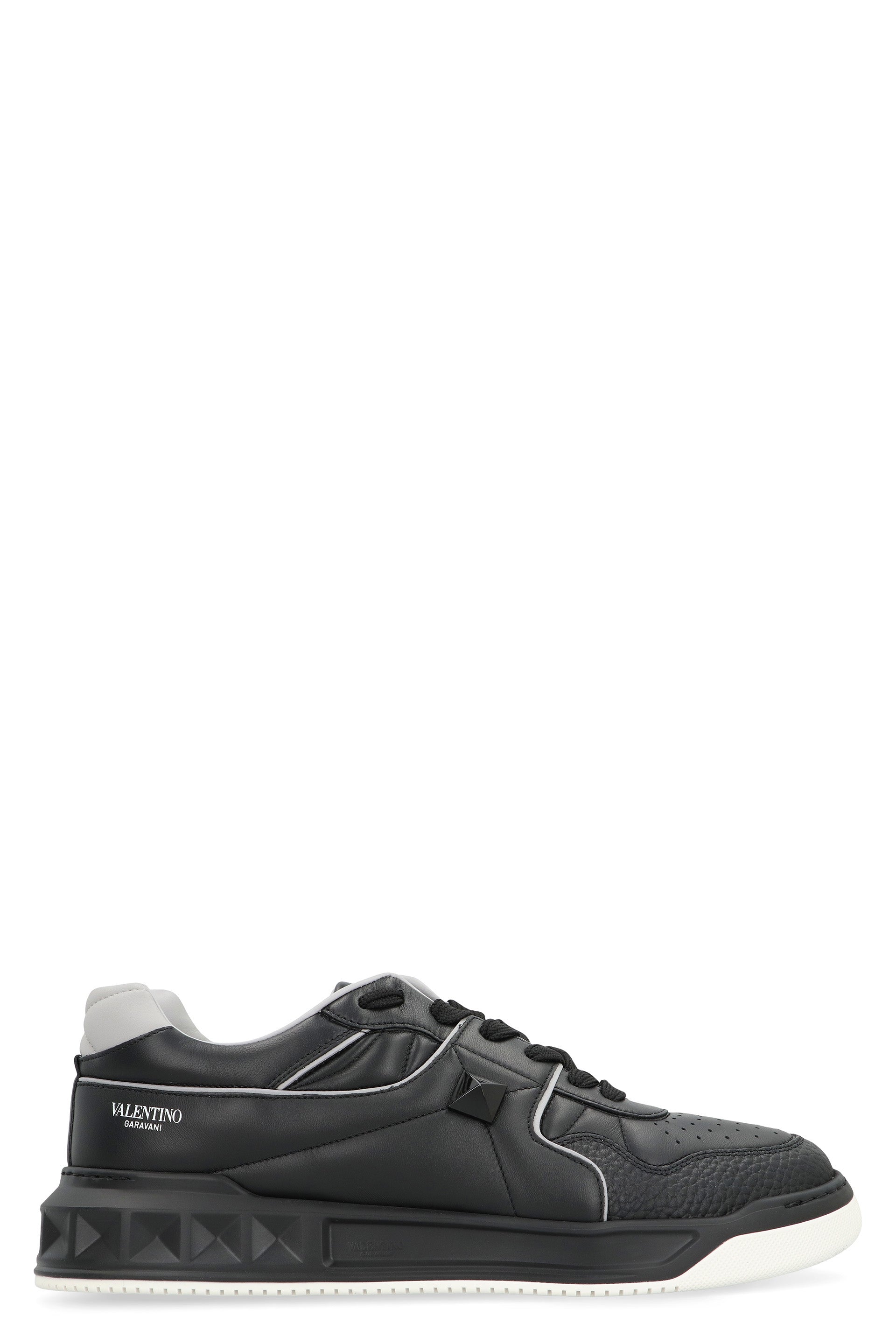 VALENTINO GARAVANI One Stud Low-Top Sneakers - FW25 Edition