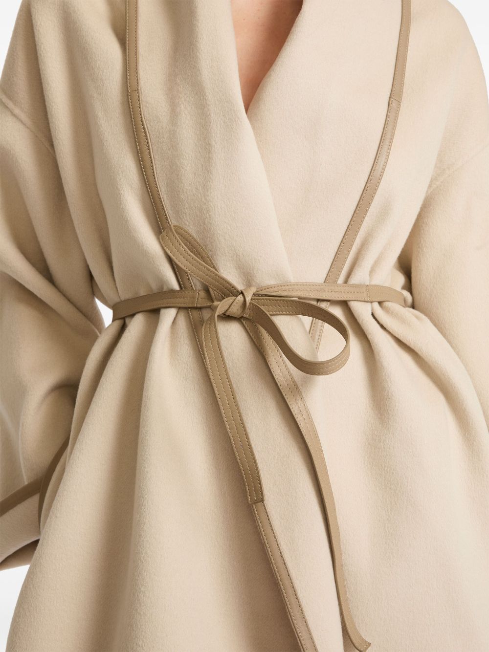 YVES SALOMON Elegant Kimono Jacket for Women