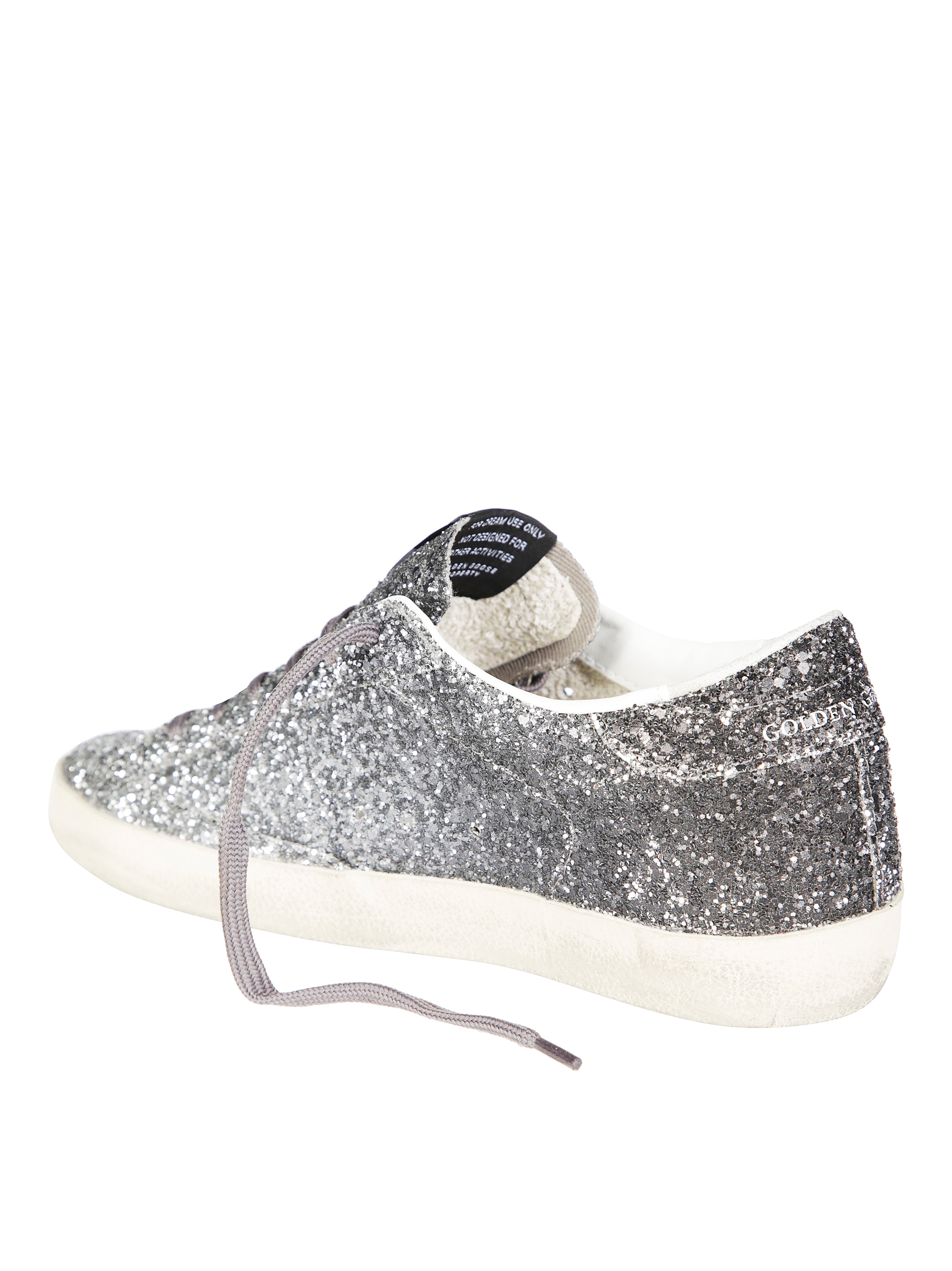 GOLDEN GOOSE Star-Studded Classic Sneakers for Men