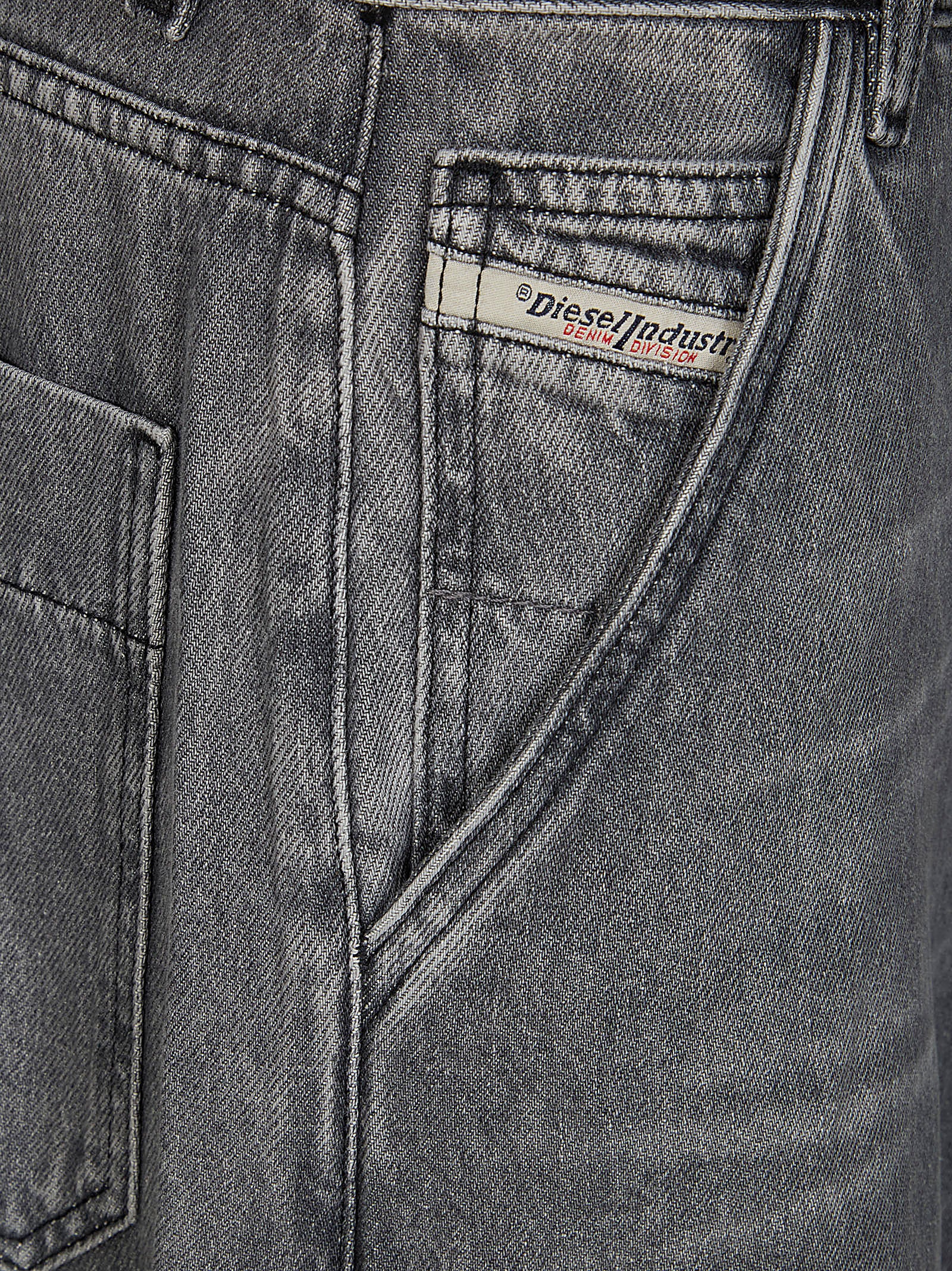 DIESEL Men's Mini Cargo Jeans