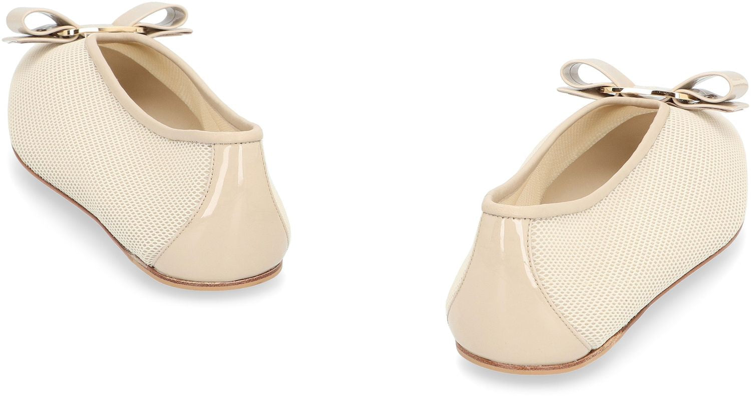 Ferragamo Elegant Women's Ballet Flats with Stylish Front Bow