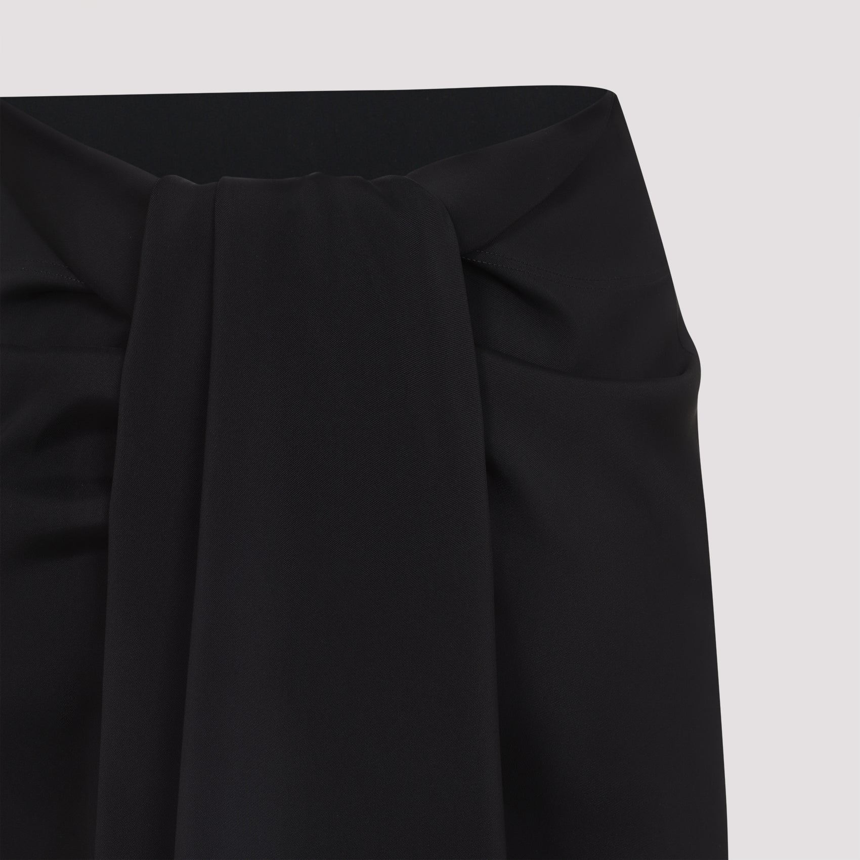 JACQUEMUS Stylish Midi Skirt for Men - Versatile Fashion Piece