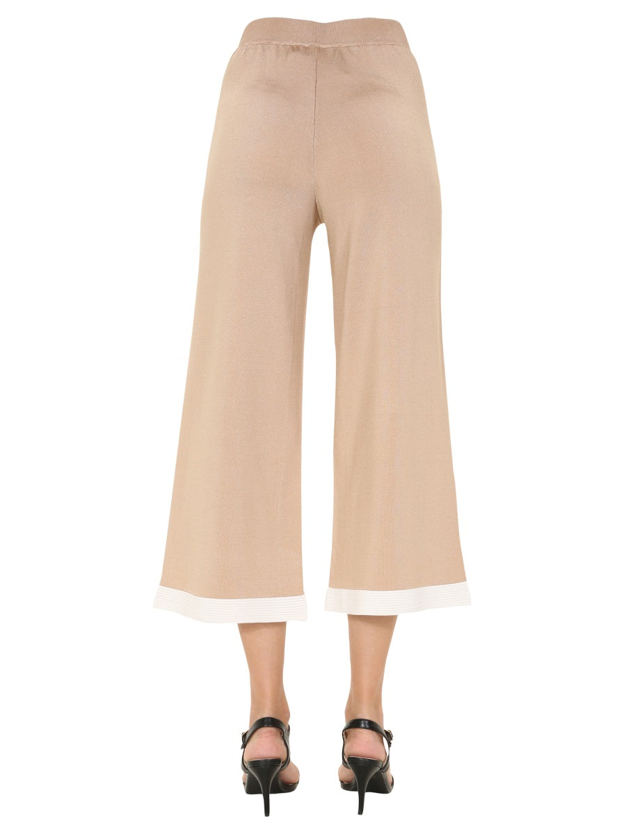 BOUTIQUE MOSCHINO Chic Cropped Trousers for Women