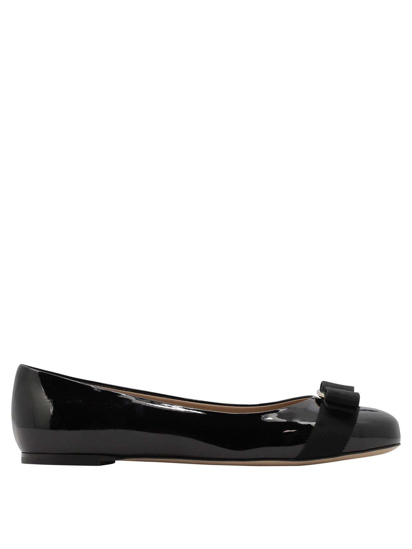 Ferragamo Elegant Ballerinas for Women