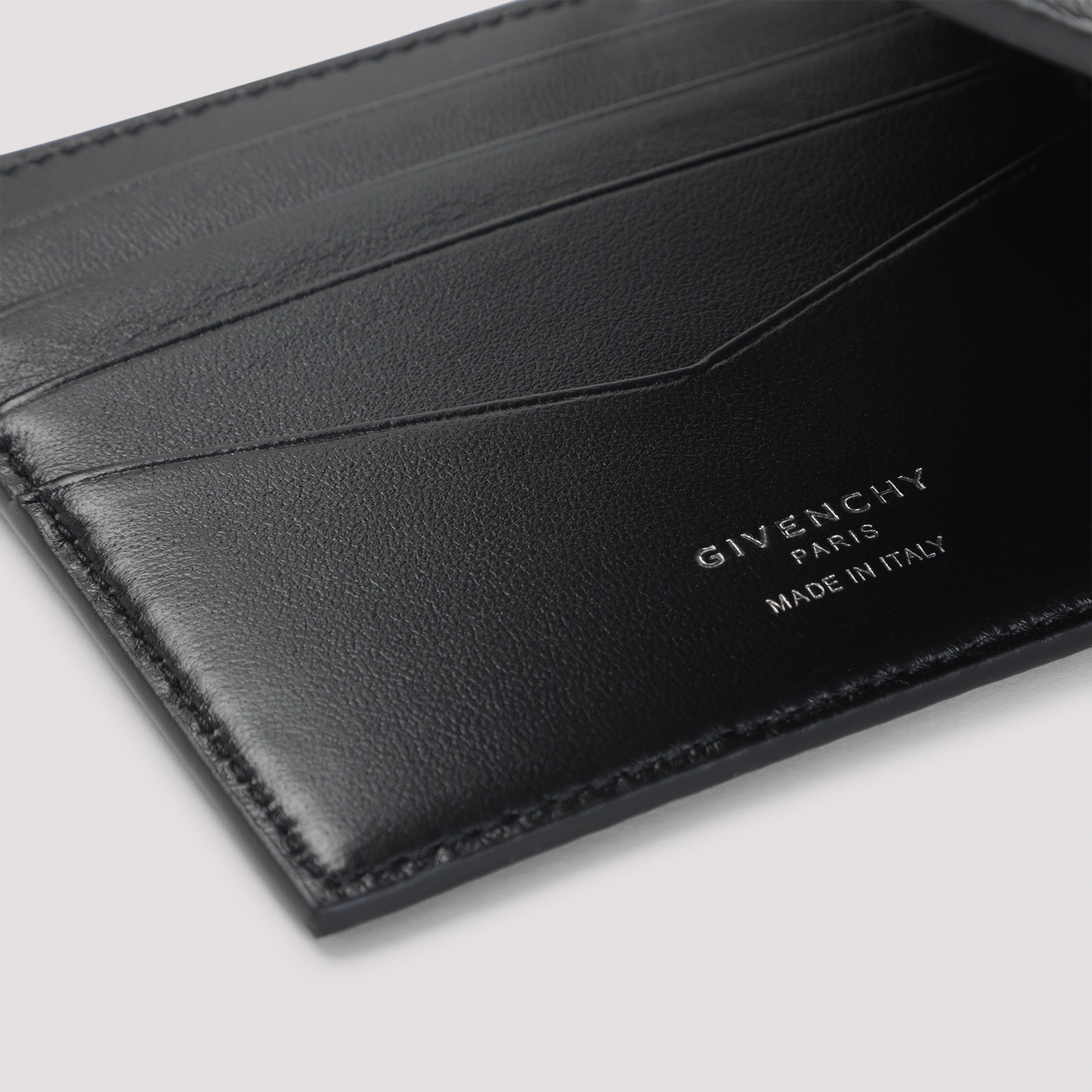 GIVENCHY Mini Leather Billfold Wallet 8CC
