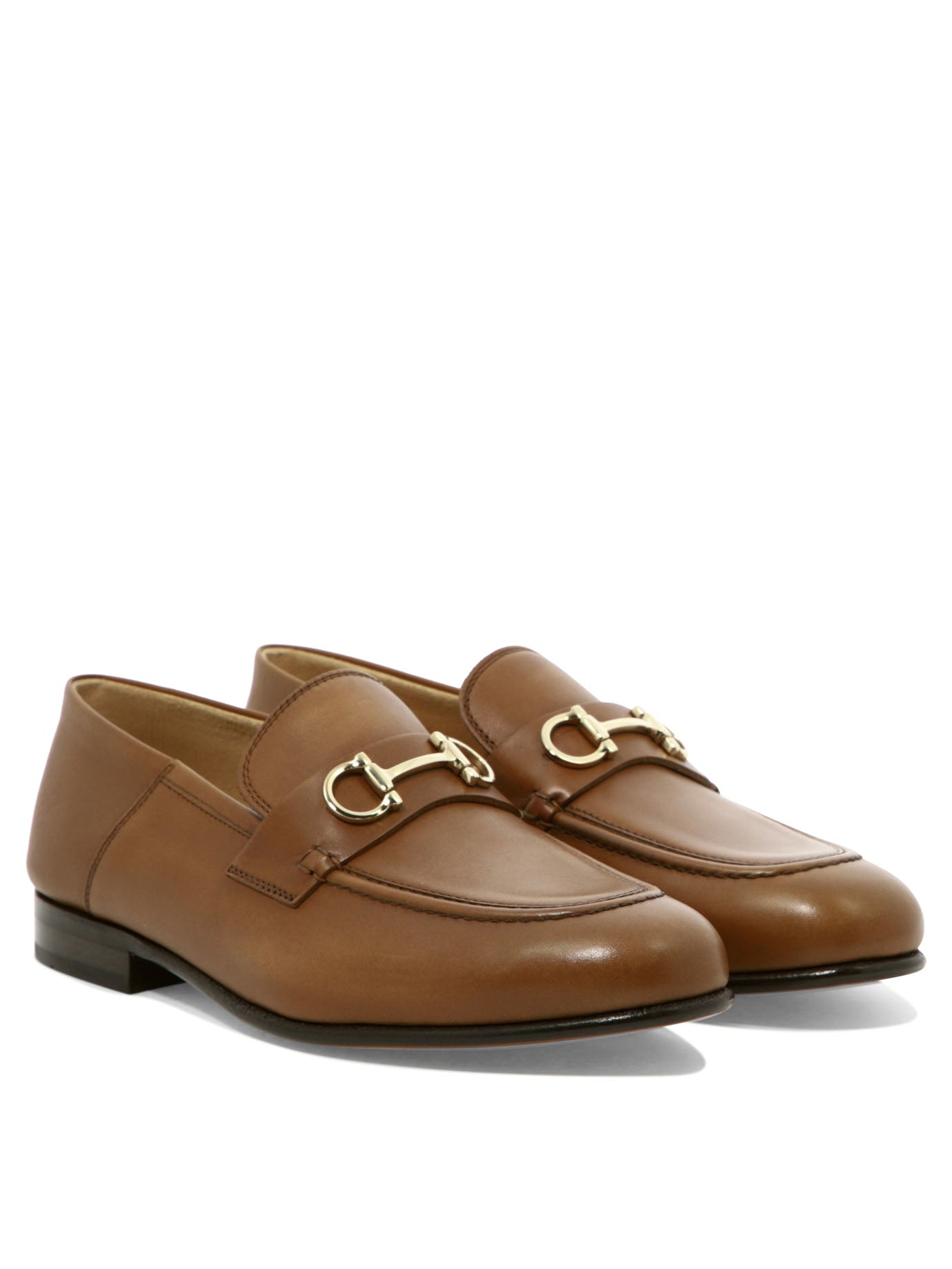 Ferragamo Elegant Leather Sandals for Women