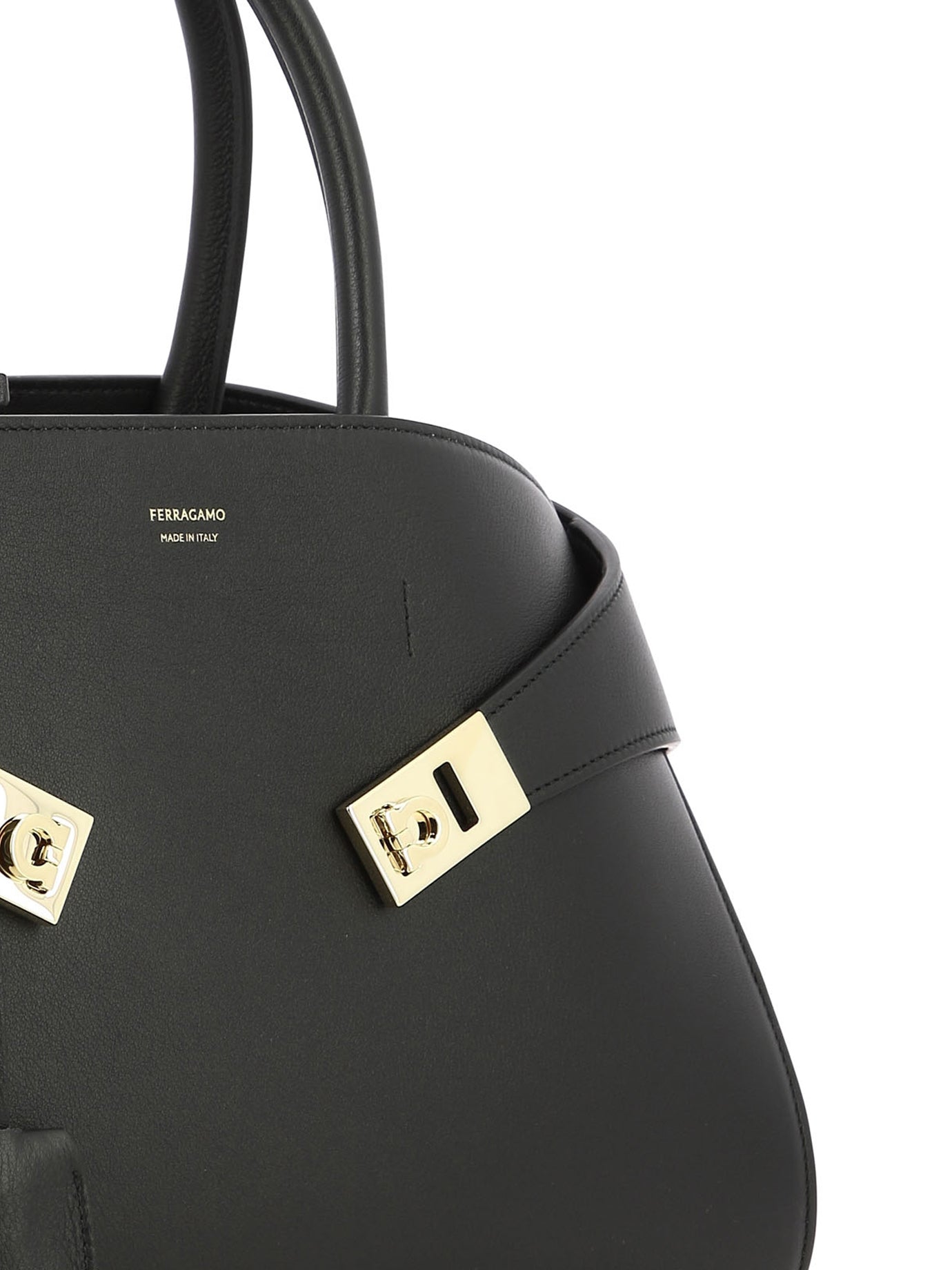 Ferragamo Feminine Shoulder Handbag - Perfect for FW25